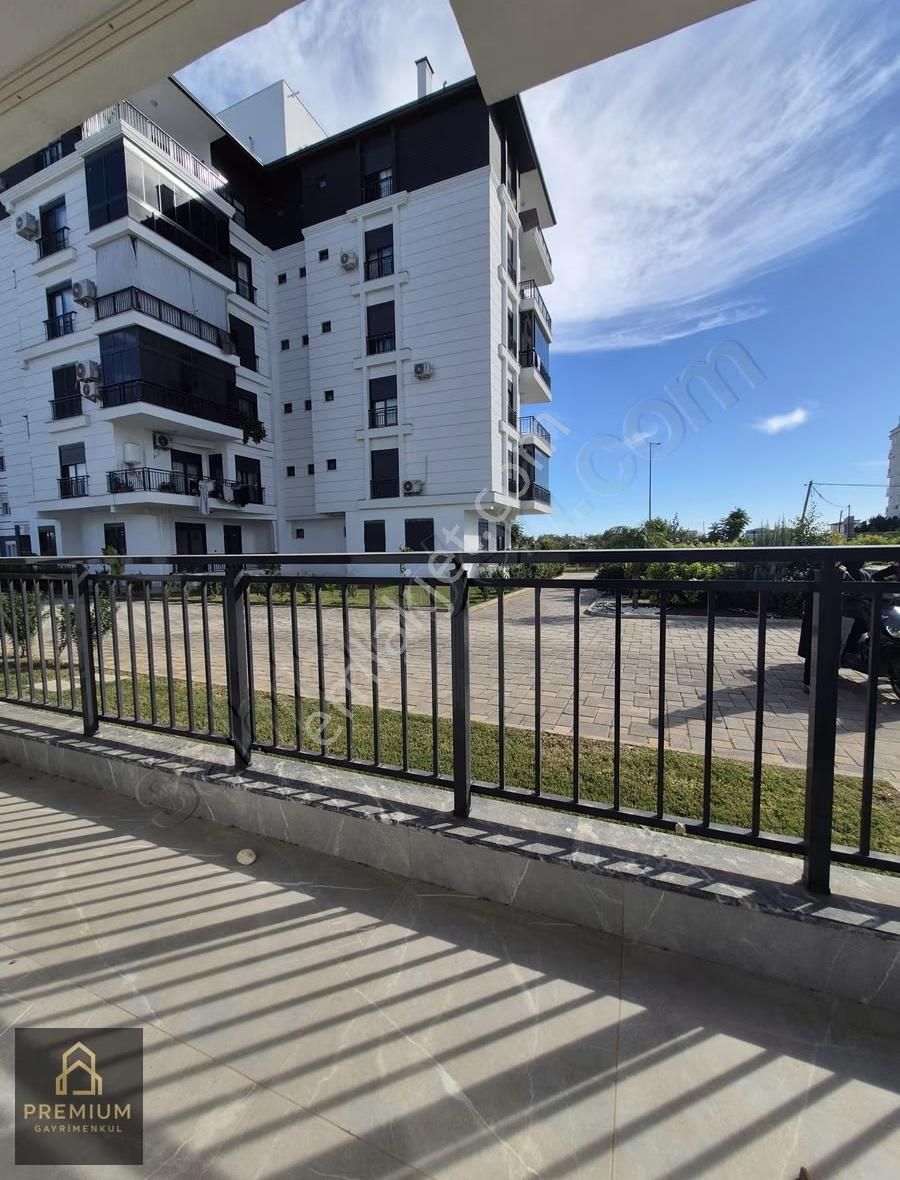 Şelalede Havuzlu Site İçinde, Yeni Binada Satılık 2+1 - Görsel 15