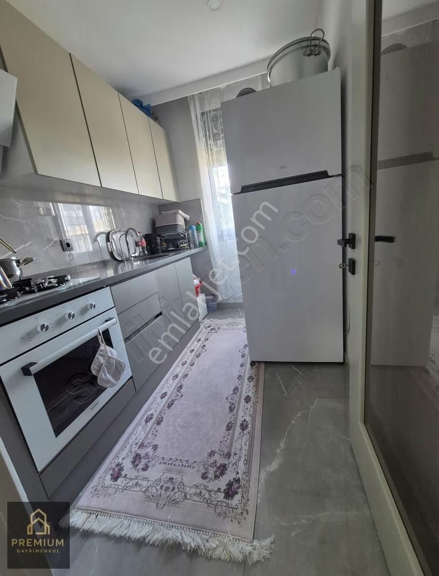 Şelalede Havuzlu Site İçinde, Yeni Binada Satılık 2+1 - Görsel 16