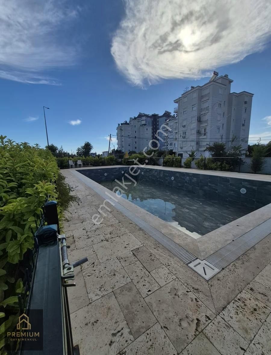 Şelalede Havuzlu Site İçinde, Yeni Binada Satılık 2+1 - Görsel 7