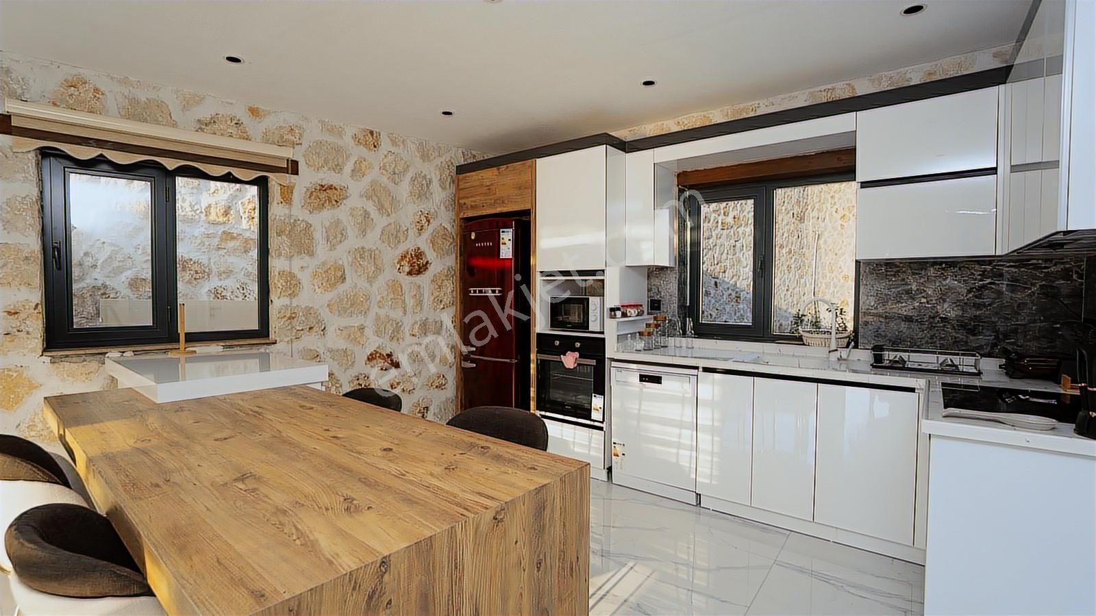 Kaş Kalkan'da Yapı Kayıtlı Belgeli Taş Konsept 2 Lüks Villa - Görsel 19