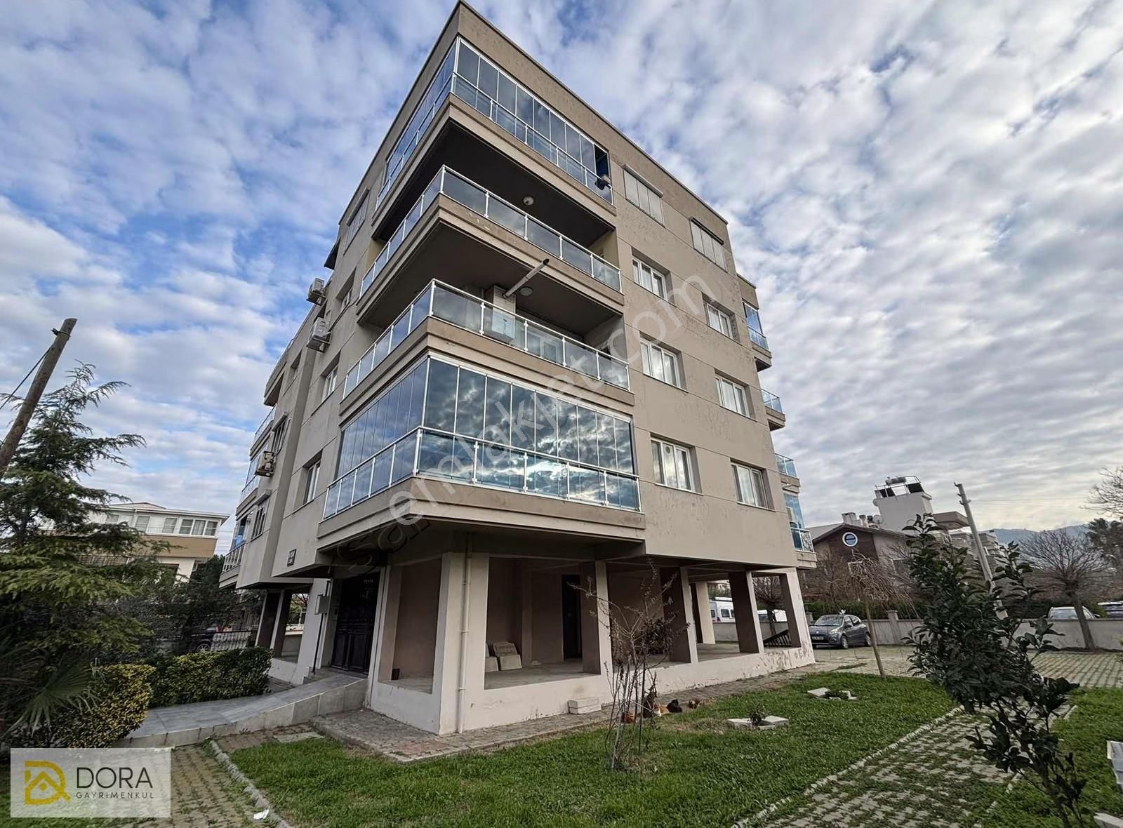 Yalı Mahallesinde Konforlu Ve Ferah 3+1 Kiralık Daire