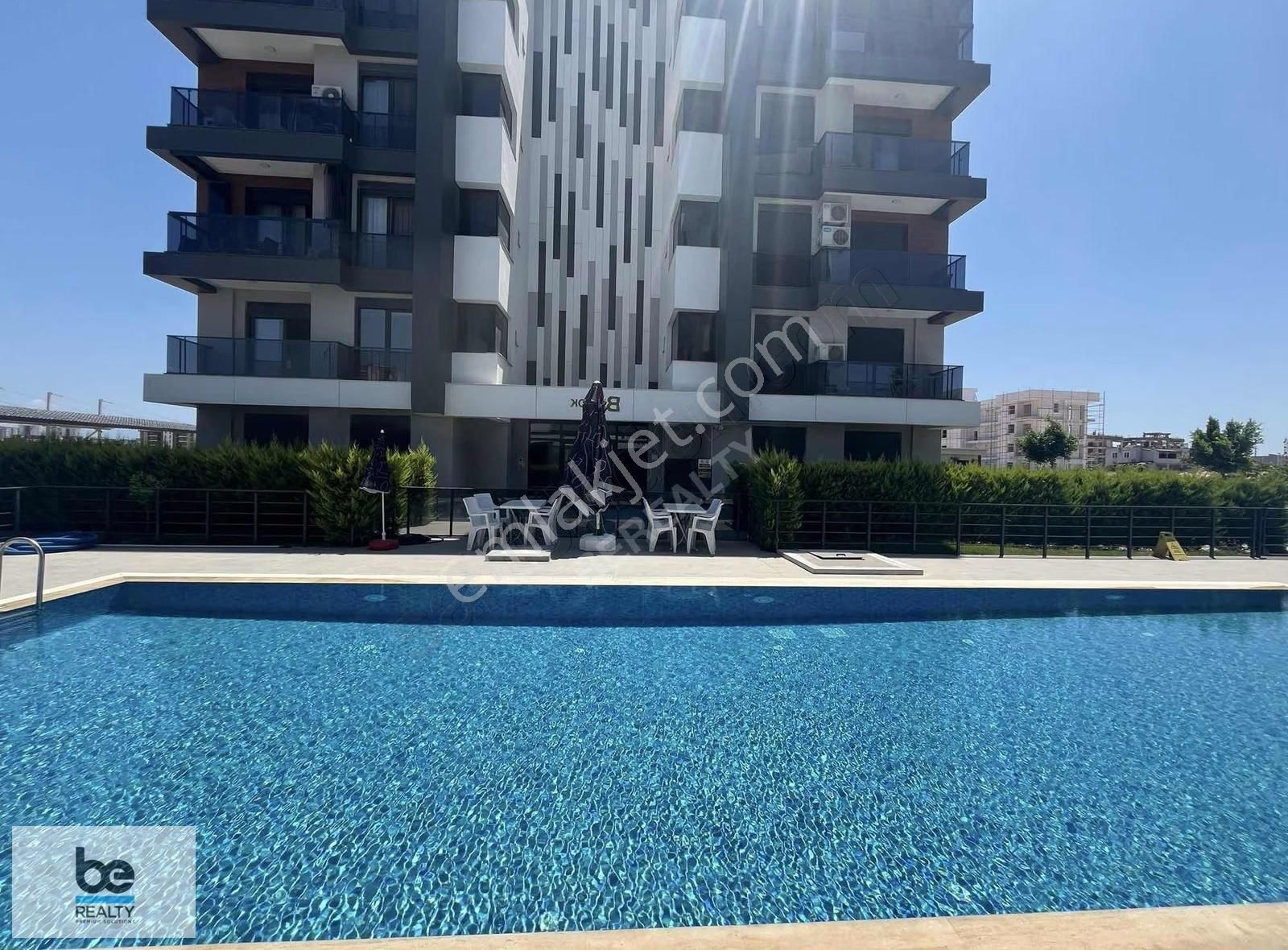 Valens Suit Site İçinde, İskanlı, Havuzlu Satılık 1+1 - Görsel 17