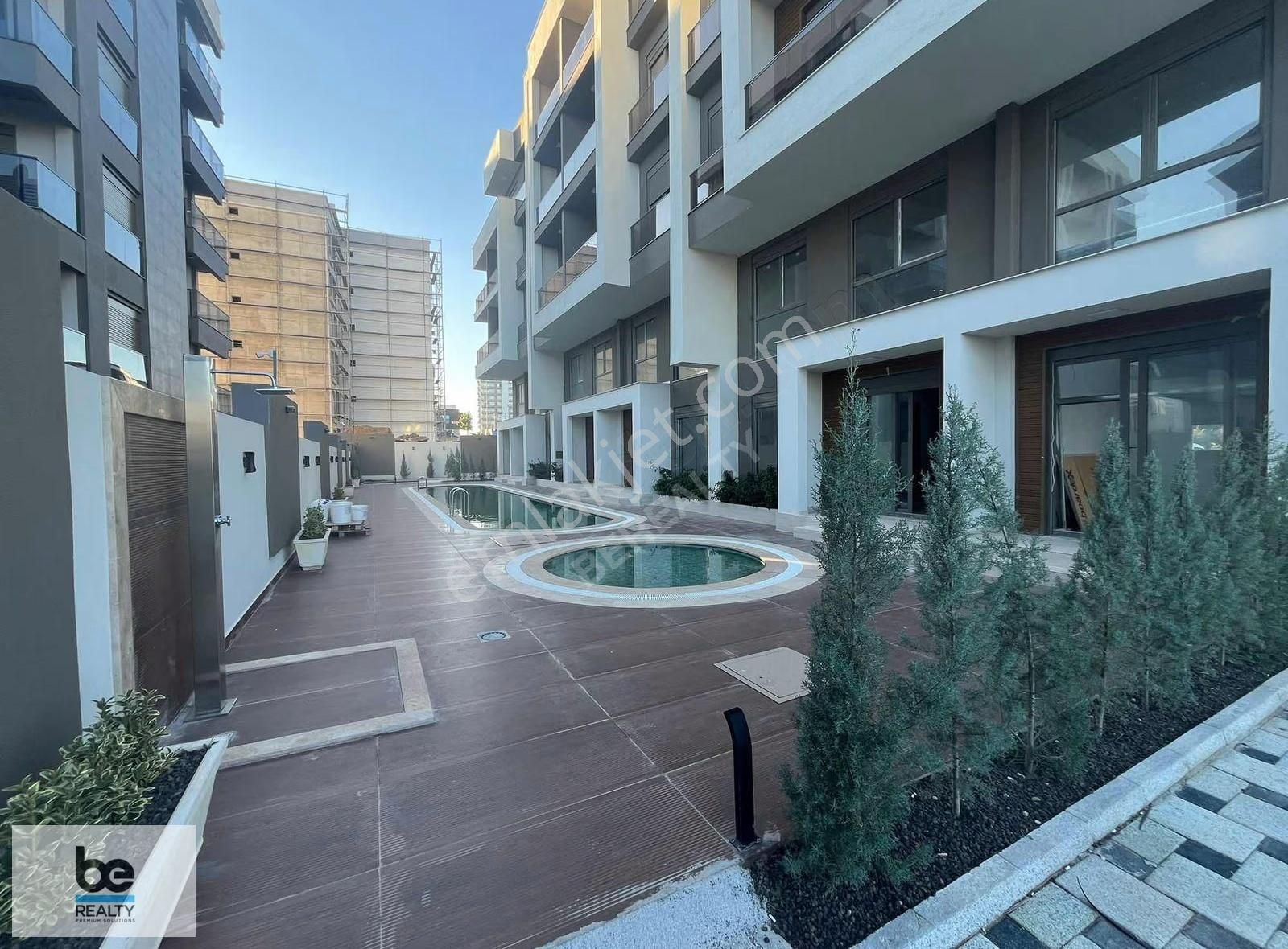 Mia Life Site De Kardeşkent Cad 2. Parsel Teraslı Satılık 1+1