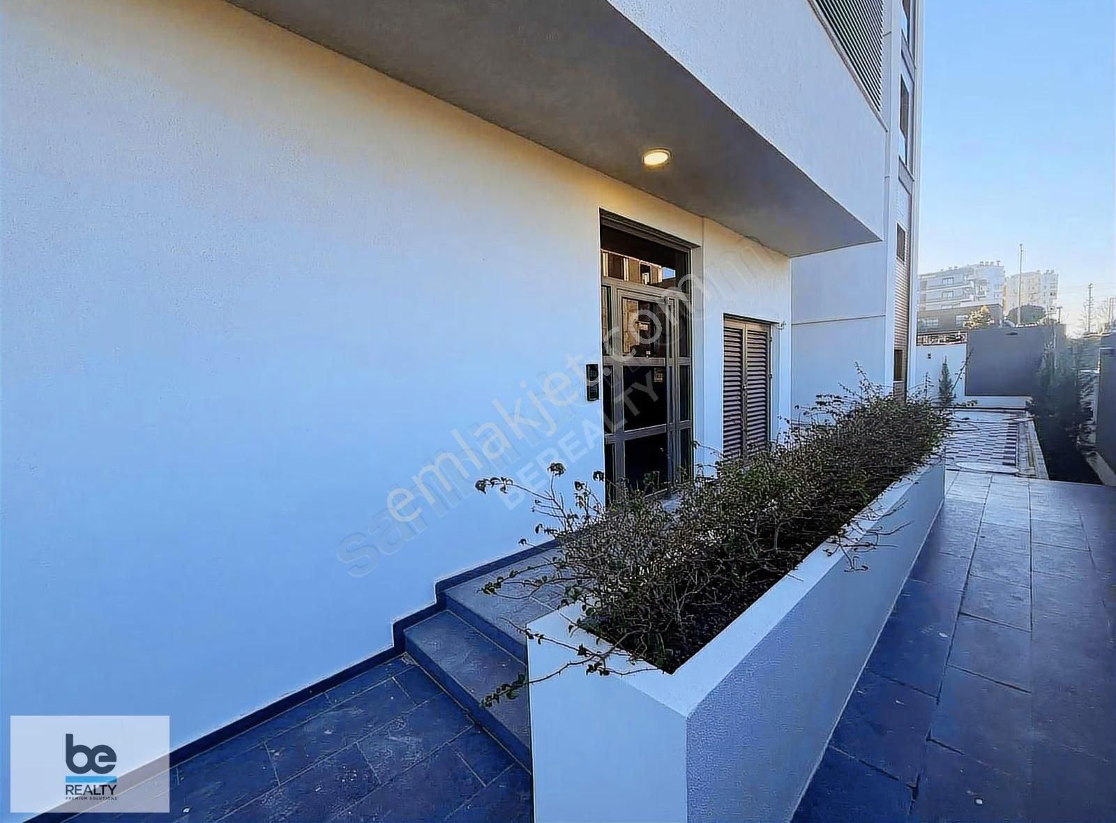 Mia Life Site De Kardeşkent Cad 2. Parsel Teraslı Satılık 1+1 - Görsel 35