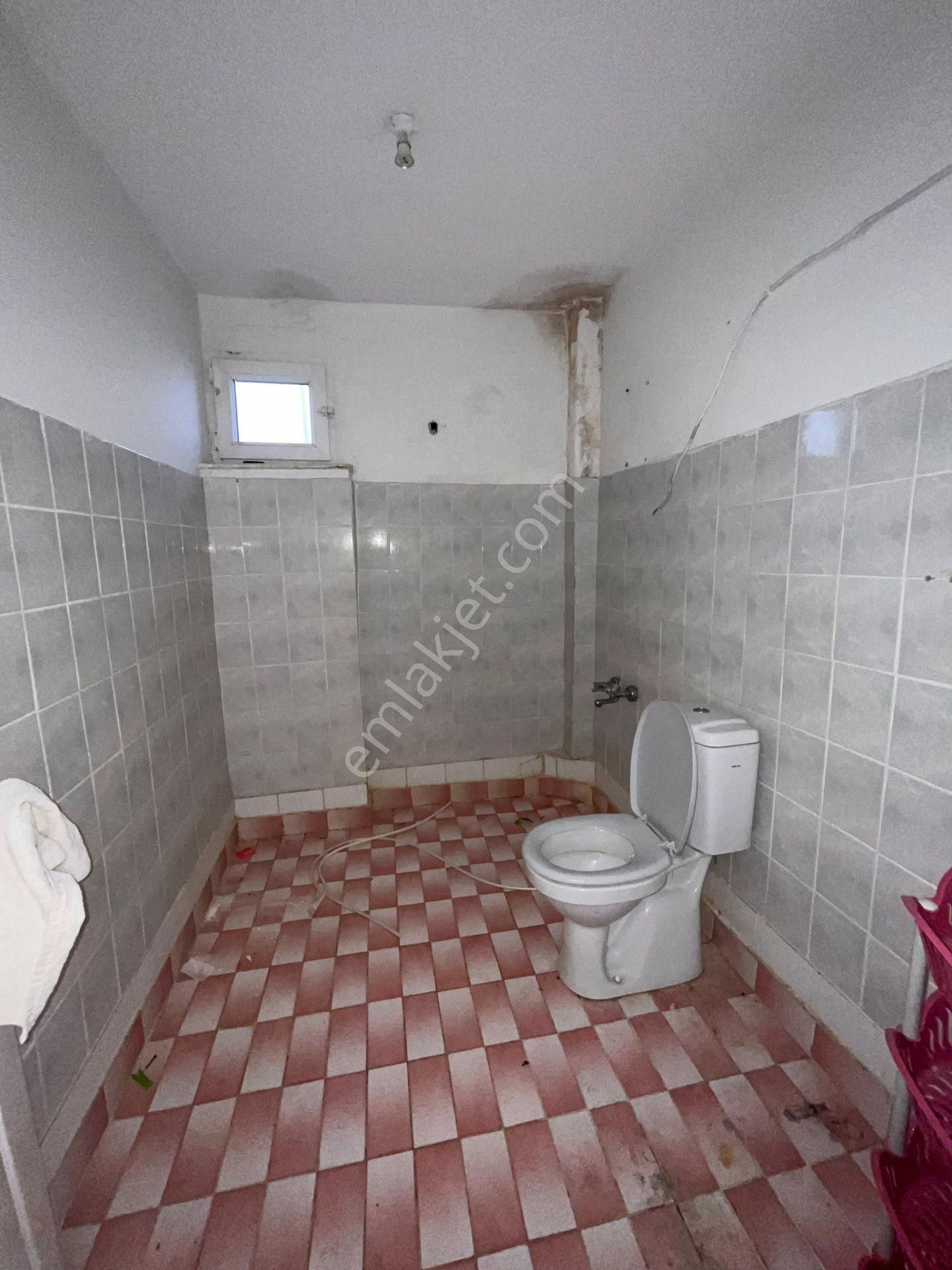 Silifke/sanayi Civarı 3+1 Kiralık Daire ( Depozito Yok) - Görsel 9