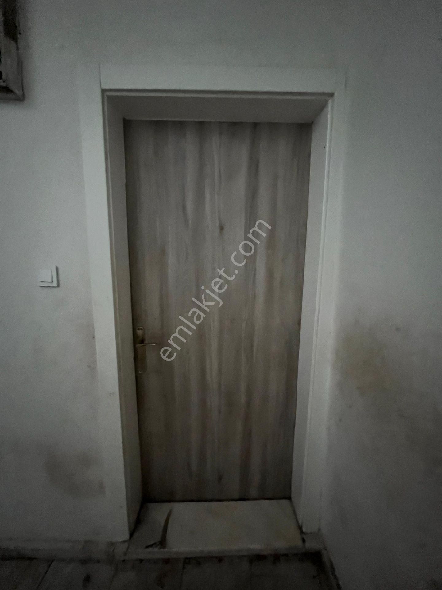 Silifke/sanayi Civarı 3+1 Kiralık Daire ( Depozito Yok) - Görsel 3