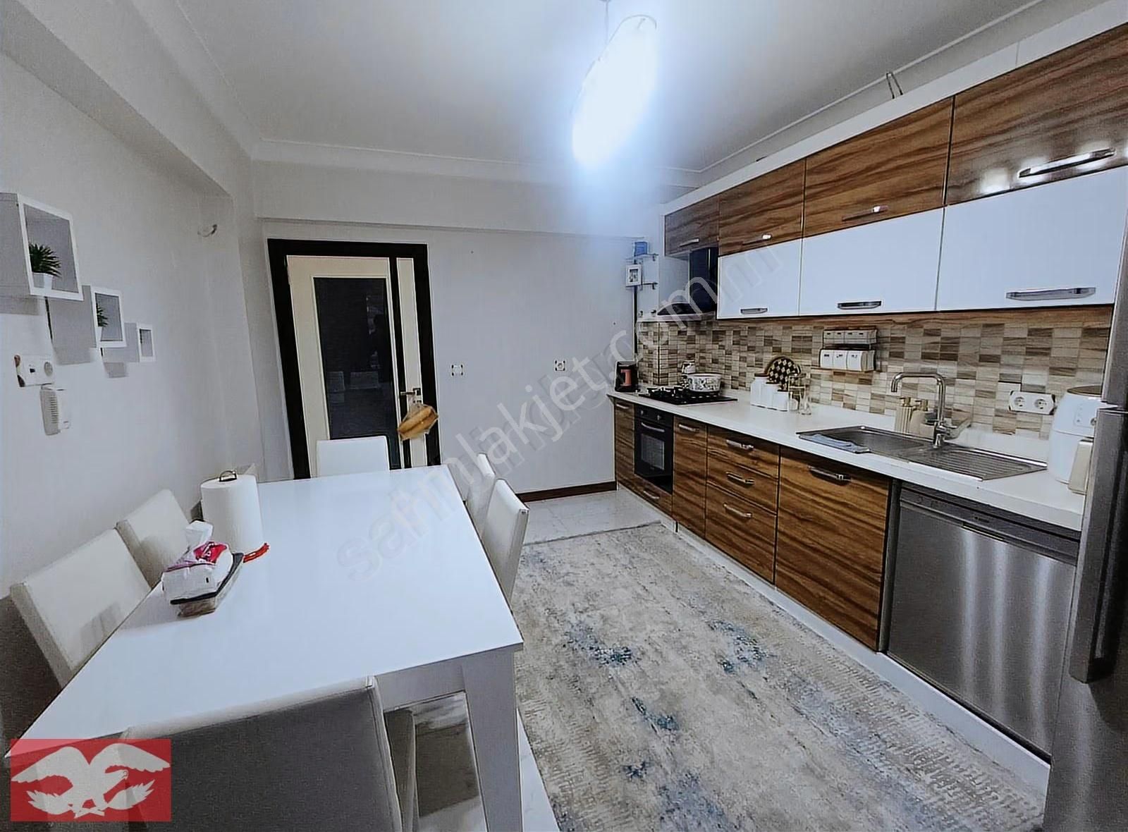 Selçuklu Mah.de Site İçerisinde 145 M2 Lüks Yapılı 3+1 Daire - Görsel 15