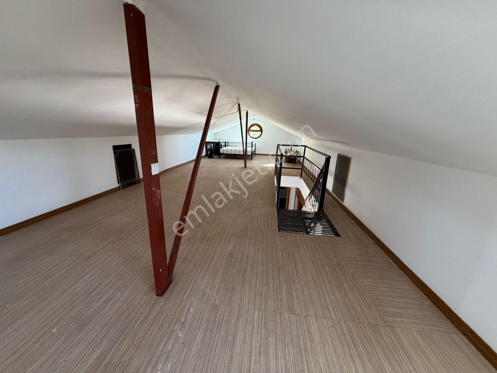 Şehir Hastahanesi Yakını 900 M2 Arsa İçerisinde 7+3 Malik Hane - Görsel 31