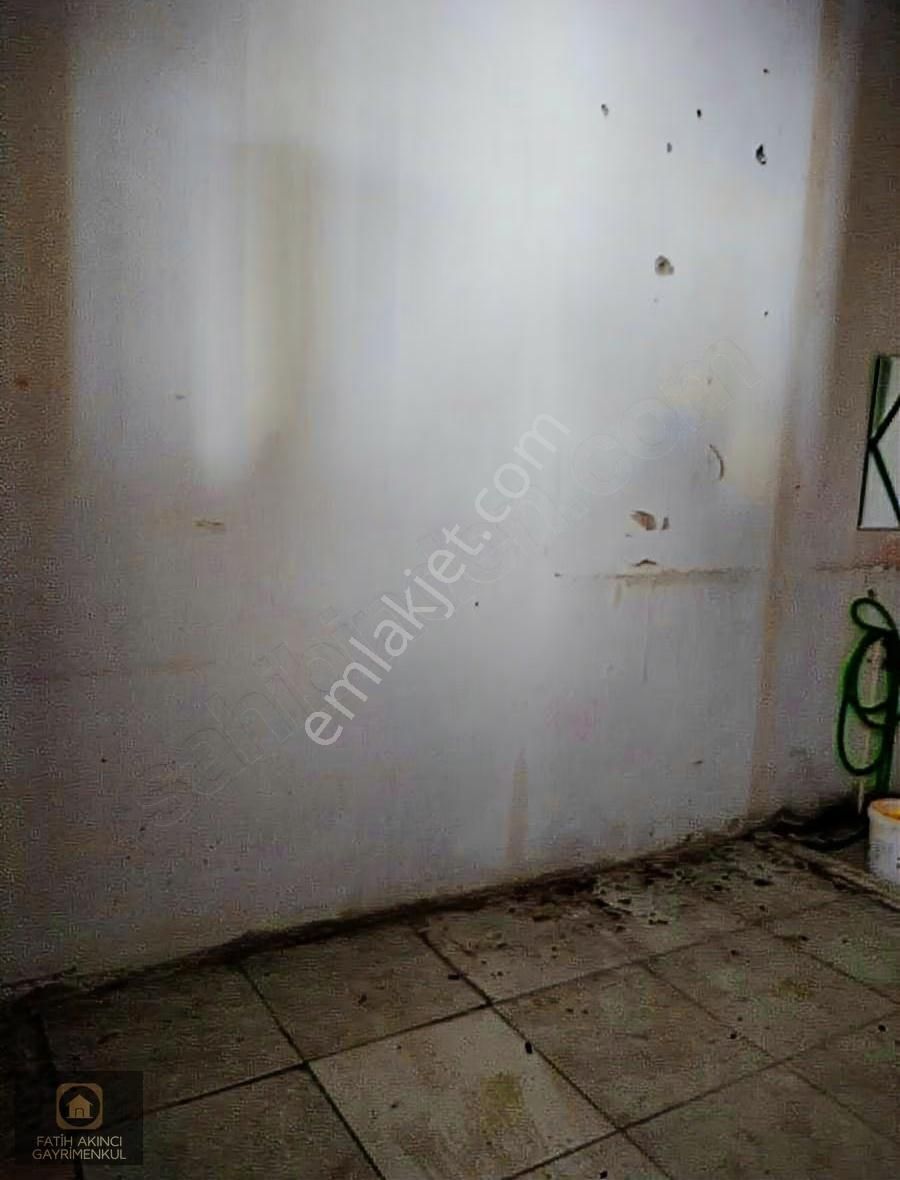 Cumhuriyette Çarşamba Pazarı Yanında 80 M2 Dükkan - Görsel 17