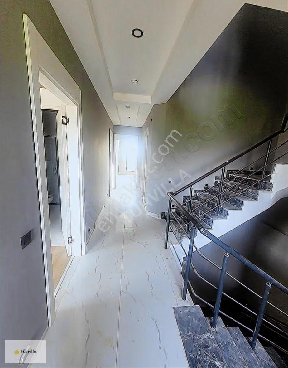 Turvilla Dan Döşemealtı Bahçeyaka Da Satılık Tripleks Villa - Görsel 22