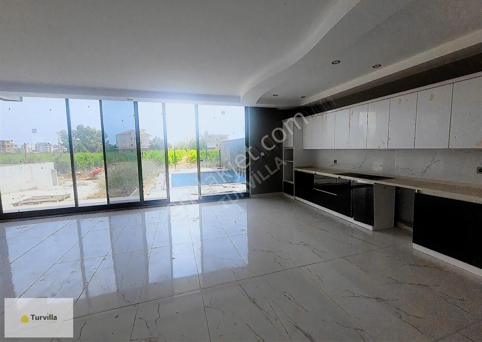 Turvilla Dan Döşemealtı Bahçeyaka Da Satılık Tripleks Villa - Görsel 21