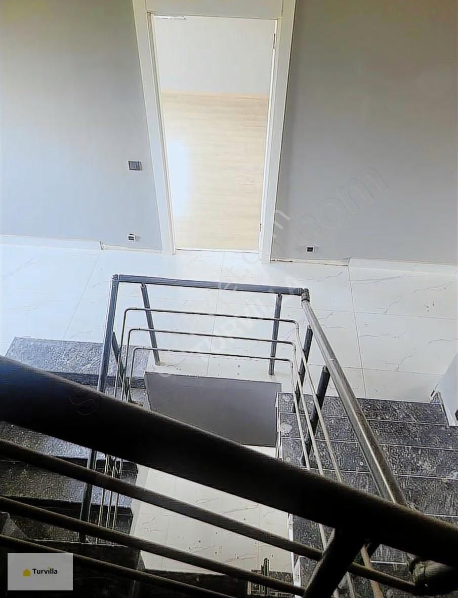 Turvilla Dan Döşemealtı Bahçeyaka Da Satılık Tripleks Villa - Görsel 8