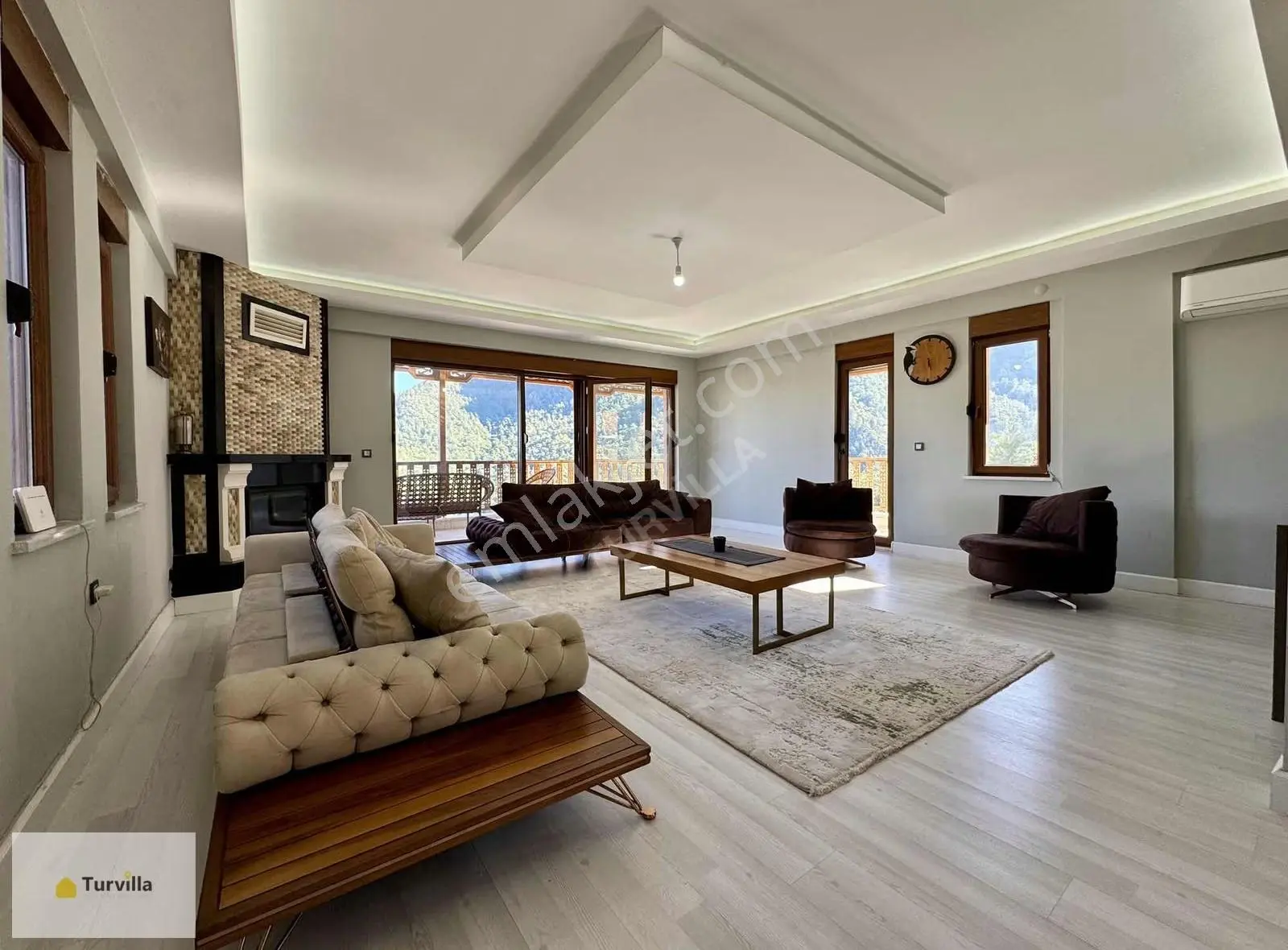 Turvilla'dan Konyaaltı Hisarçandır'da 4+1 Kiralık Villa