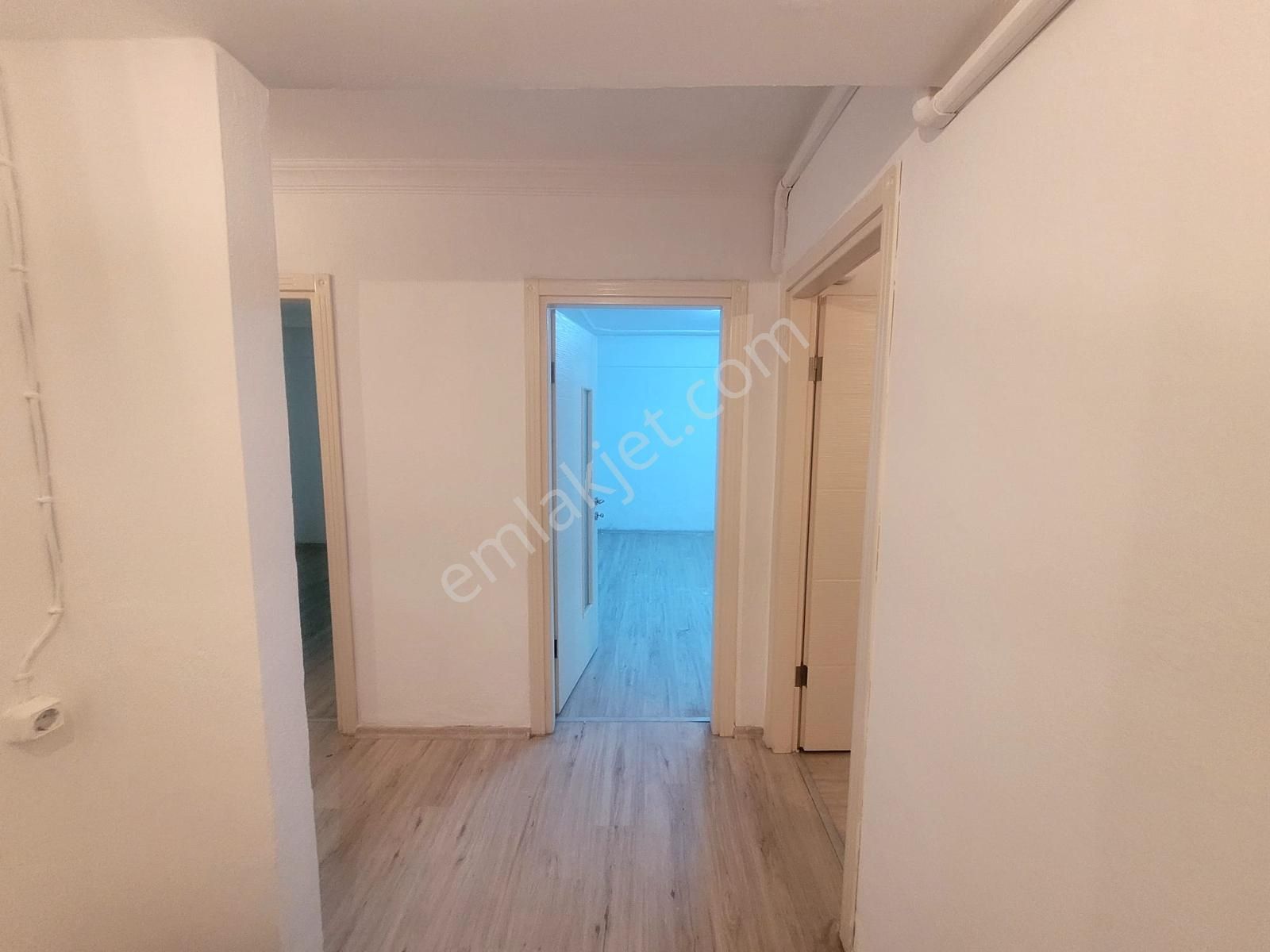 Tuzcumurat Mahallesi'nde Gümrük Mevkii Ön Cephe 3+1 Daire - Görsel 23