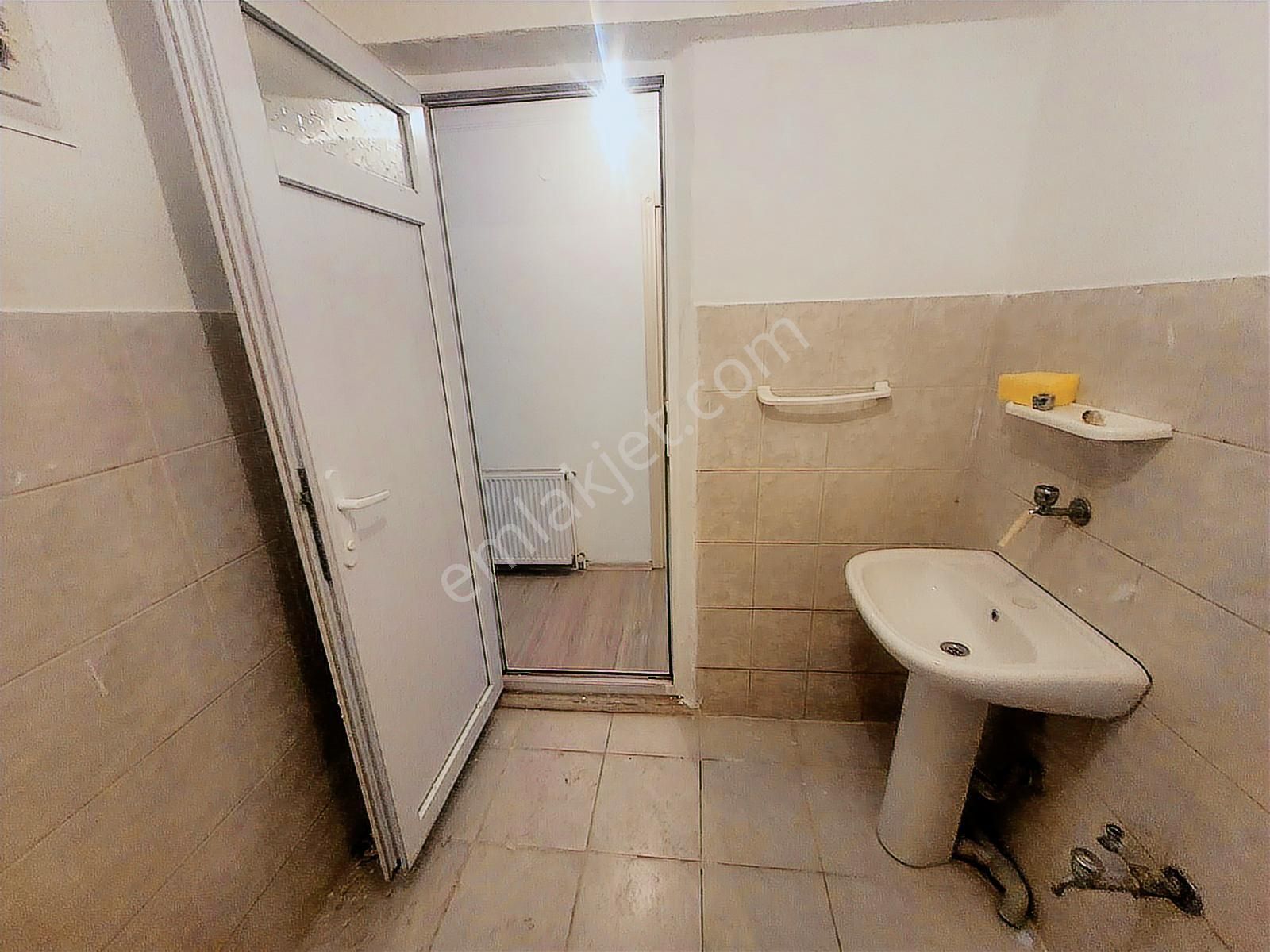 Tuzcumurat Mahallesi'nde Gümrük Mevkii Ön Cephe 3+1 Daire - Görsel 21