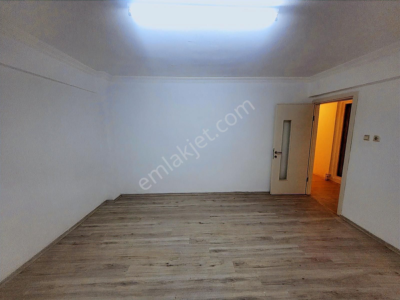 Tuzcumurat Mahallesi'nde Gümrük Mevkii Ön Cephe 3+1 Daire - Görsel 16