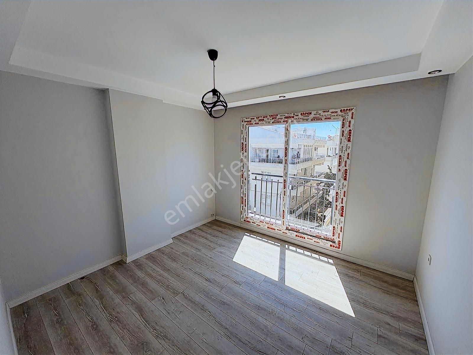 Didim'in Merkezinde 2+1 Ön Cephe İskanlı Daire Satılık - Görsel 8