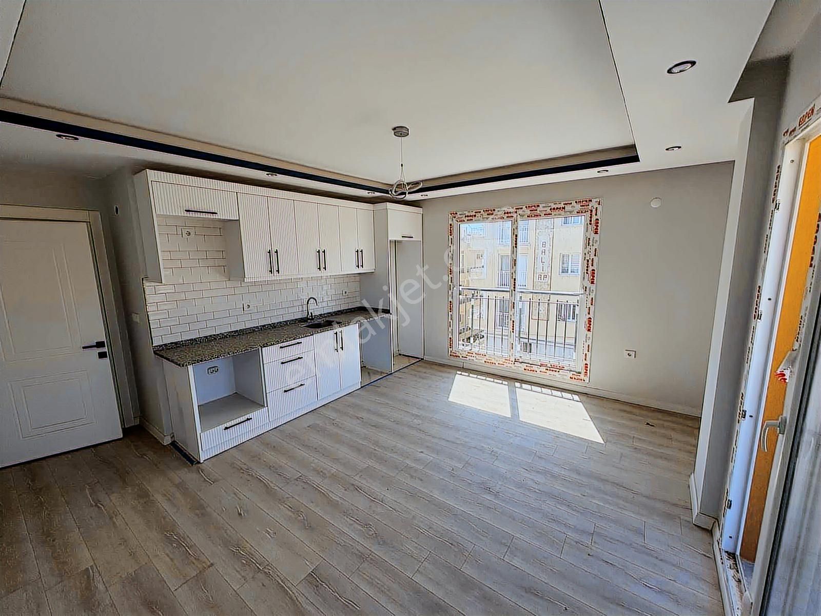 Didim'in Merkezinde 2+1 Ön Cephe İskanlı Daire Satılık - Görsel 9