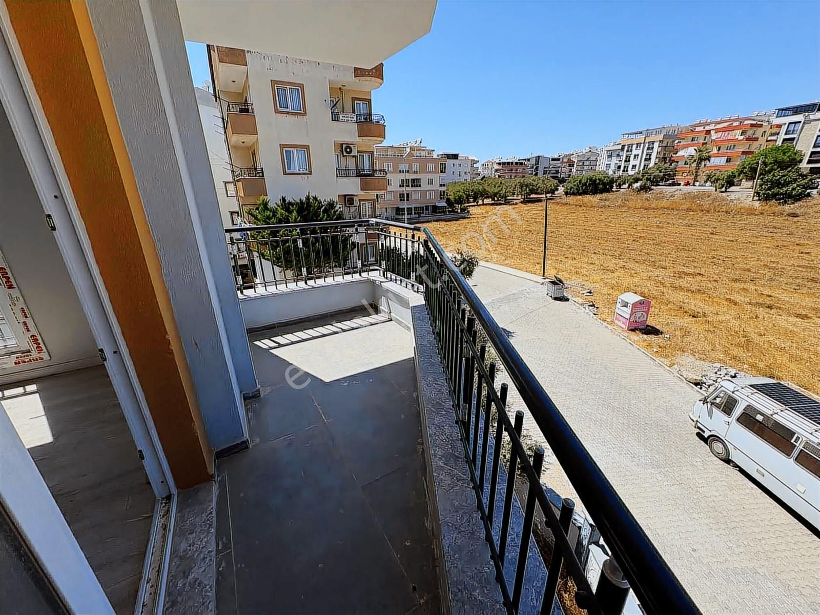 Didim'in Merkezinde 2+1 Ön Cephe İskanlı Daire Satılık - Görsel 15