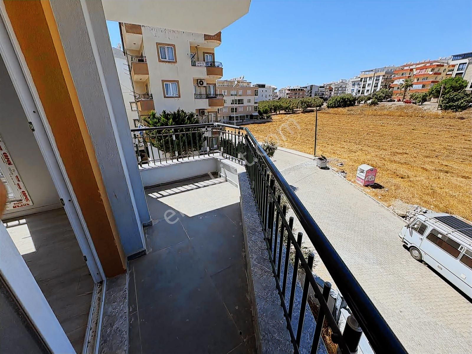 Didim'in Merkezinde 2+1 Ön Cephe İskanlı Daire Satılık - Görsel 17