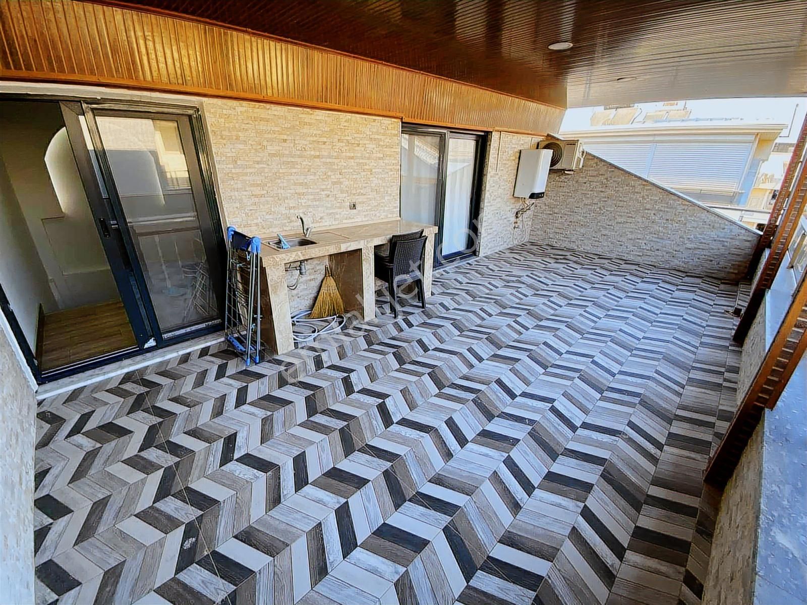 Didim Efelerin En Uygun 3+1 Teraslı Villası - Görsel 9