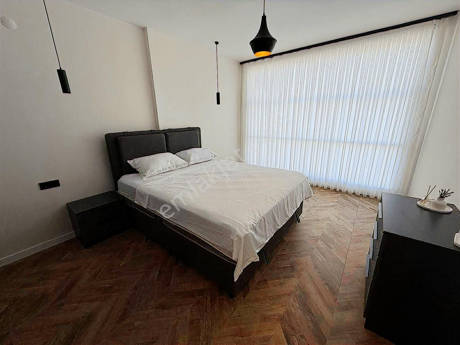 Efeler' Full Eşyalı 3+1 Villa - Görsel 14