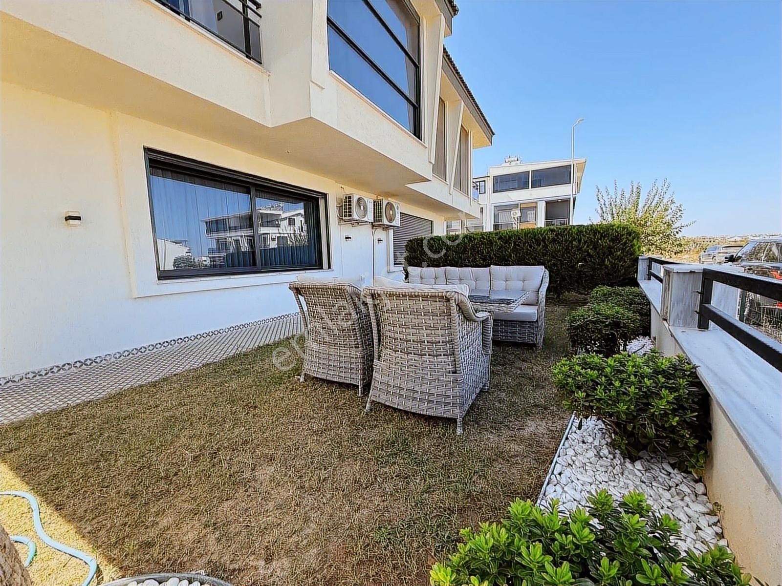 Efeler' Full Eşyalı 3+1 Villa - Görsel 5