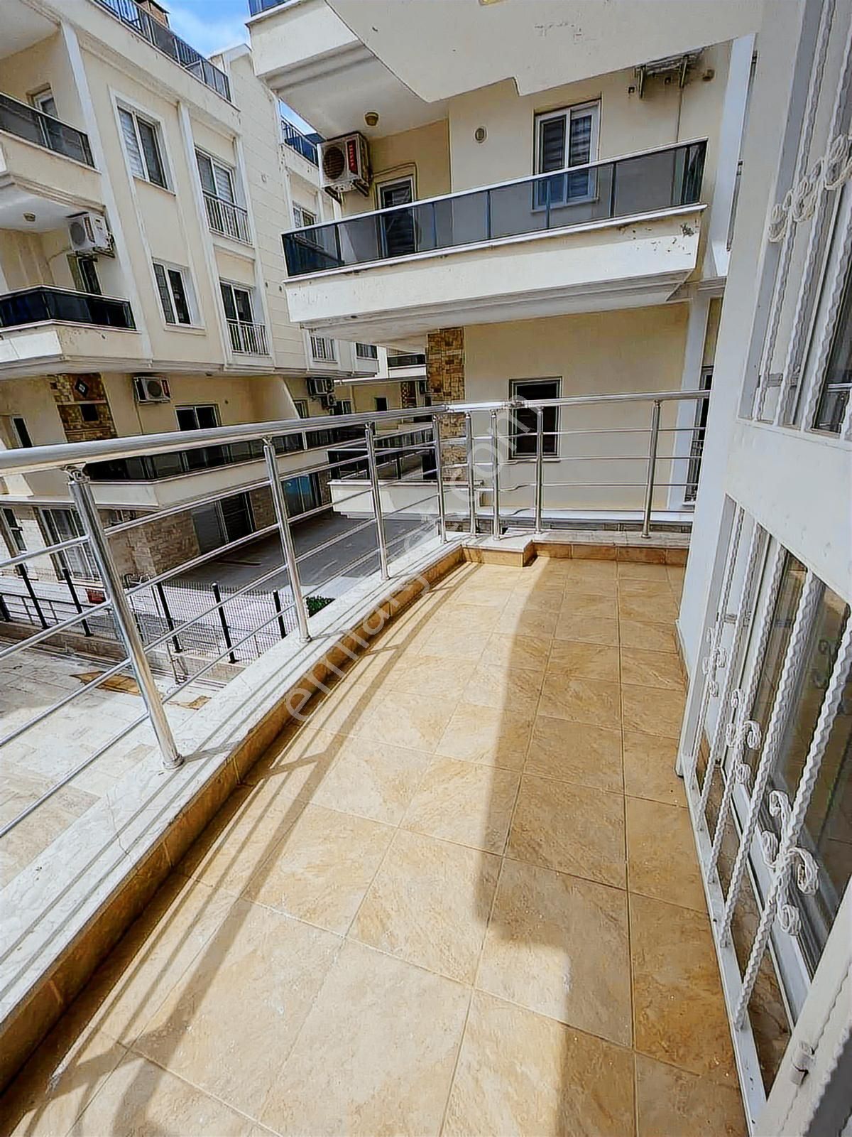 Didim M-marina'ya Sahile 250m Mesafede Havuzlu Site İçi 2+1 - Görsel 4