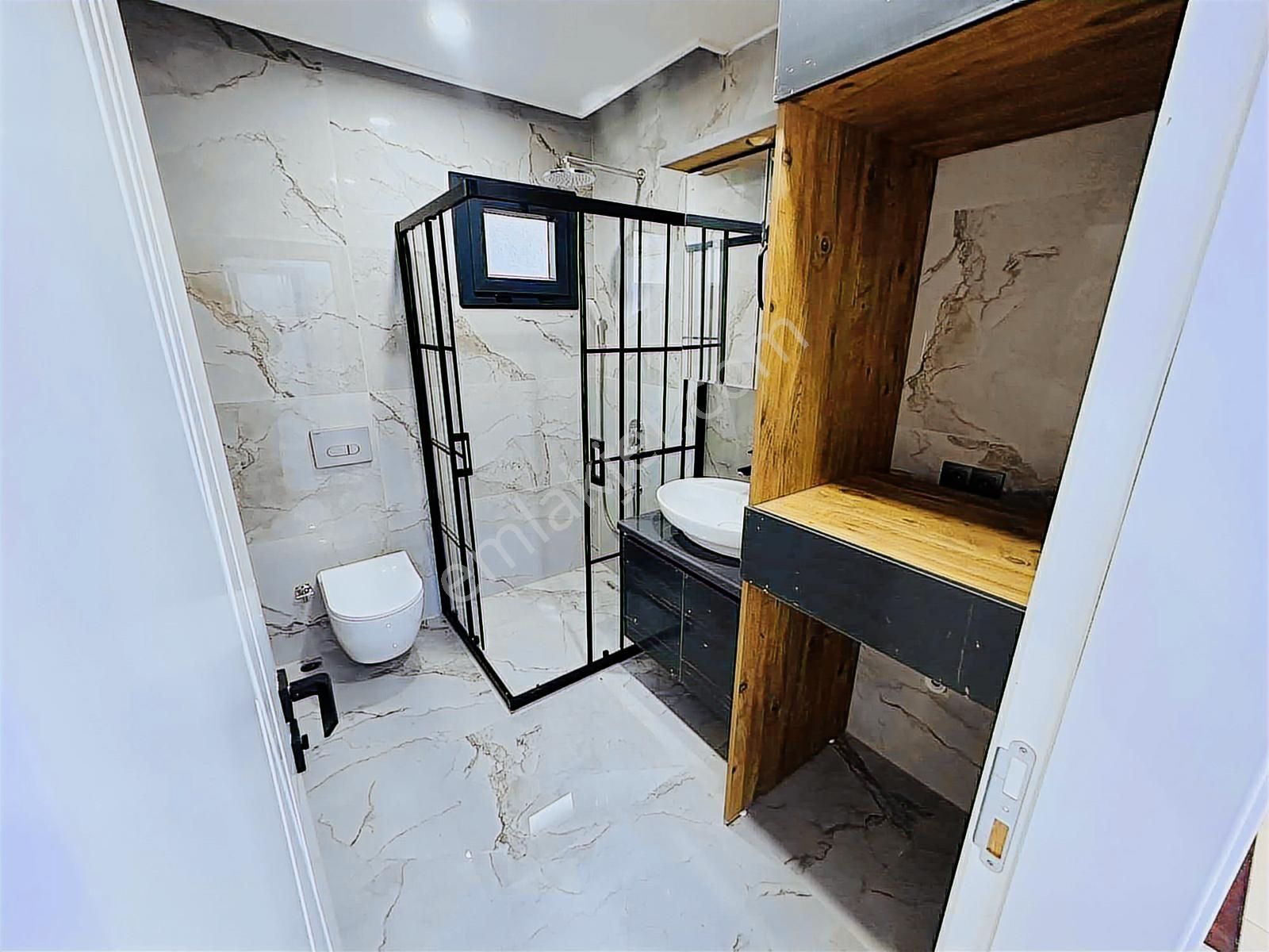 Altınkum Mahallesinde 3+1 Müstakil Havuzlu Otoparklı Sıfır Villa - Görsel 9