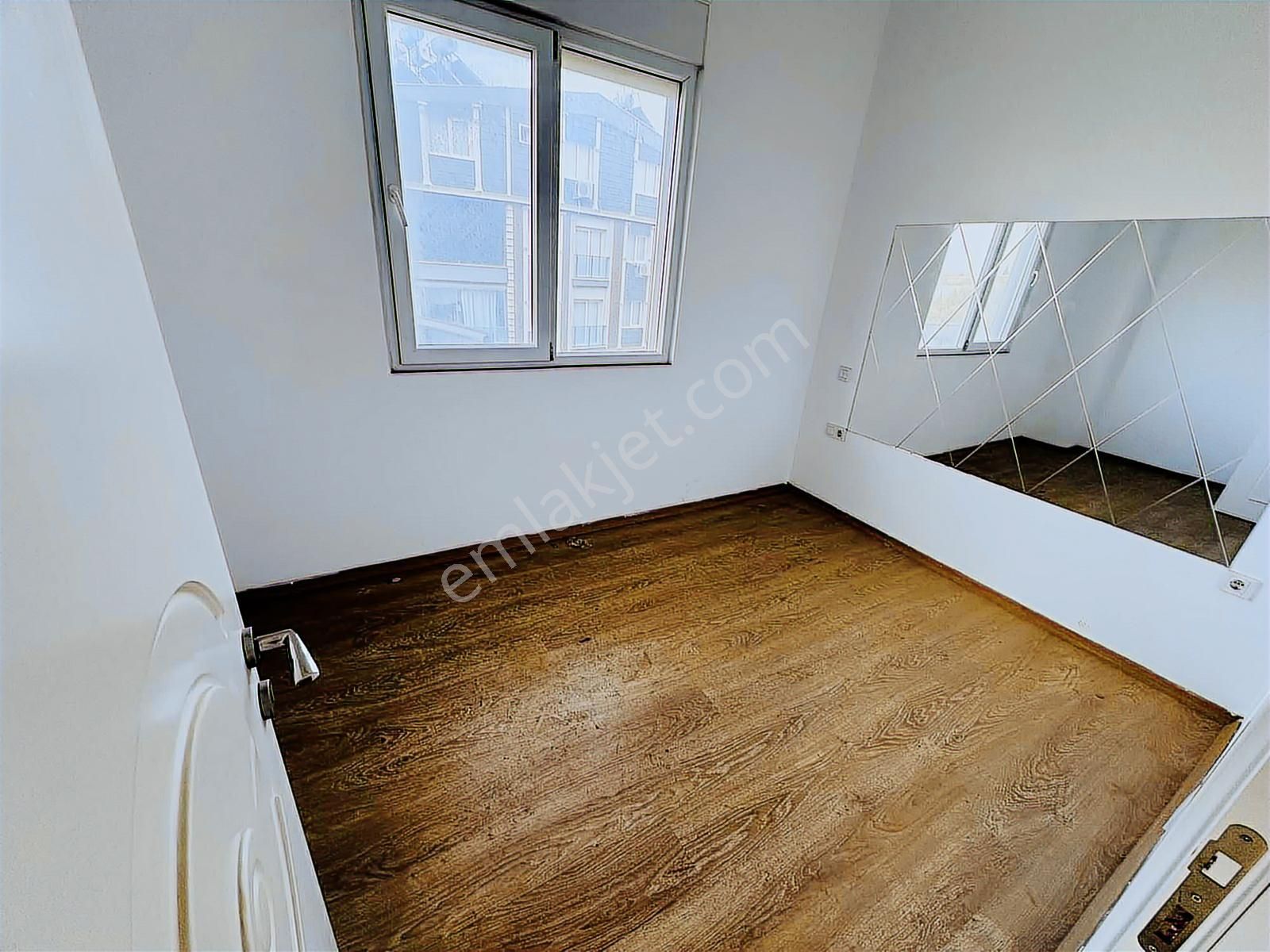 Didim'de Havuzlu Rezidansta 1+1 Geniş Balkonlu Daire Satılık. - Görsel 19