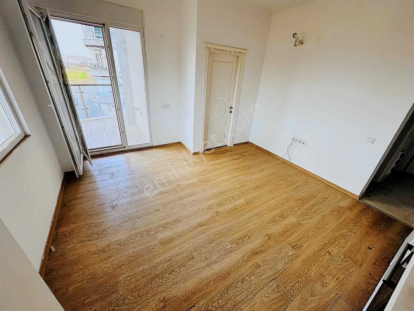 Didim'de Havuzlu Rezidansta 1+1 Geniş Balkonlu Daire Satılık. - Görsel 7