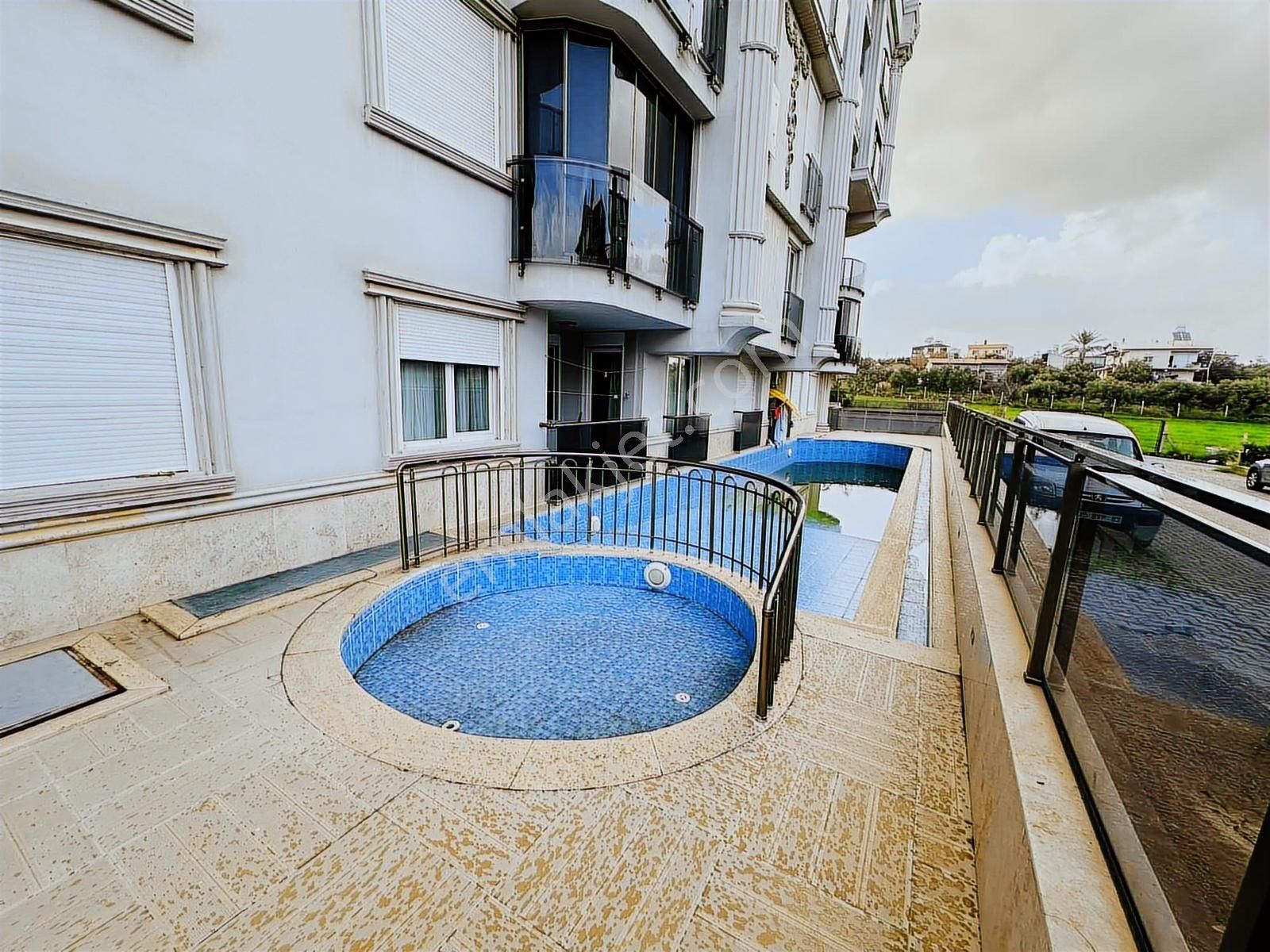 Didim'de Havuzlu Rezidansta 1+1 Geniş Balkonlu Daire Satılık. - Görsel 13