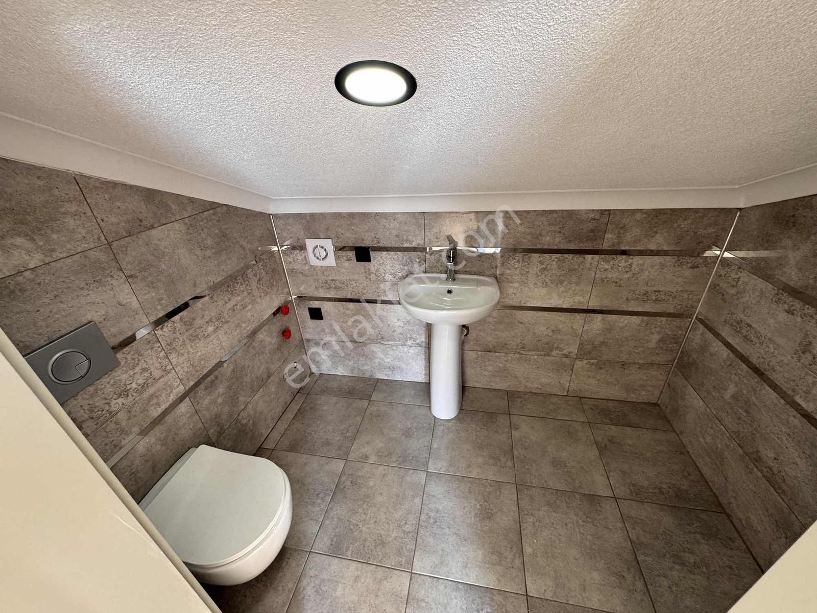 Uygun Fiyata Satılık Hamamlı Saunalı Fırsat Villa - Görsel 12