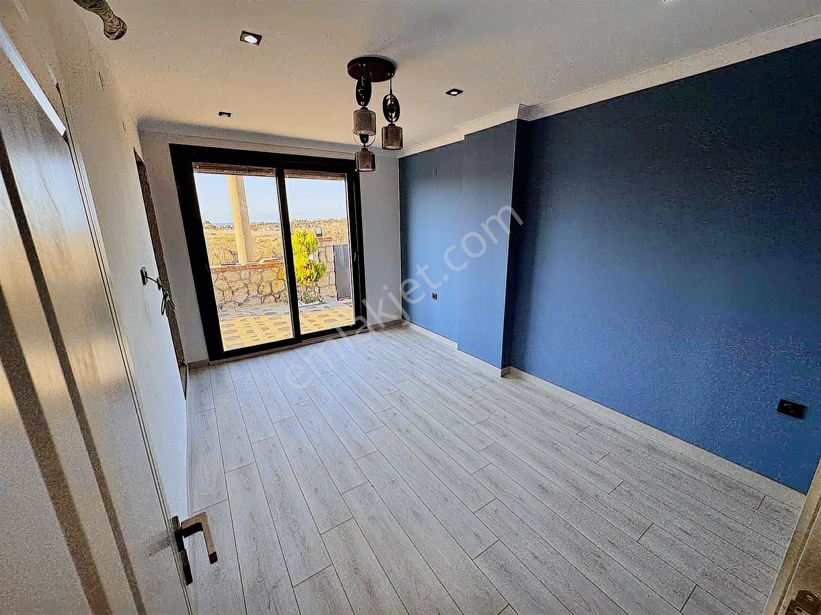 Uygun Fiyata Satılık Hamamlı Saunalı Fırsat Villa - Görsel 24