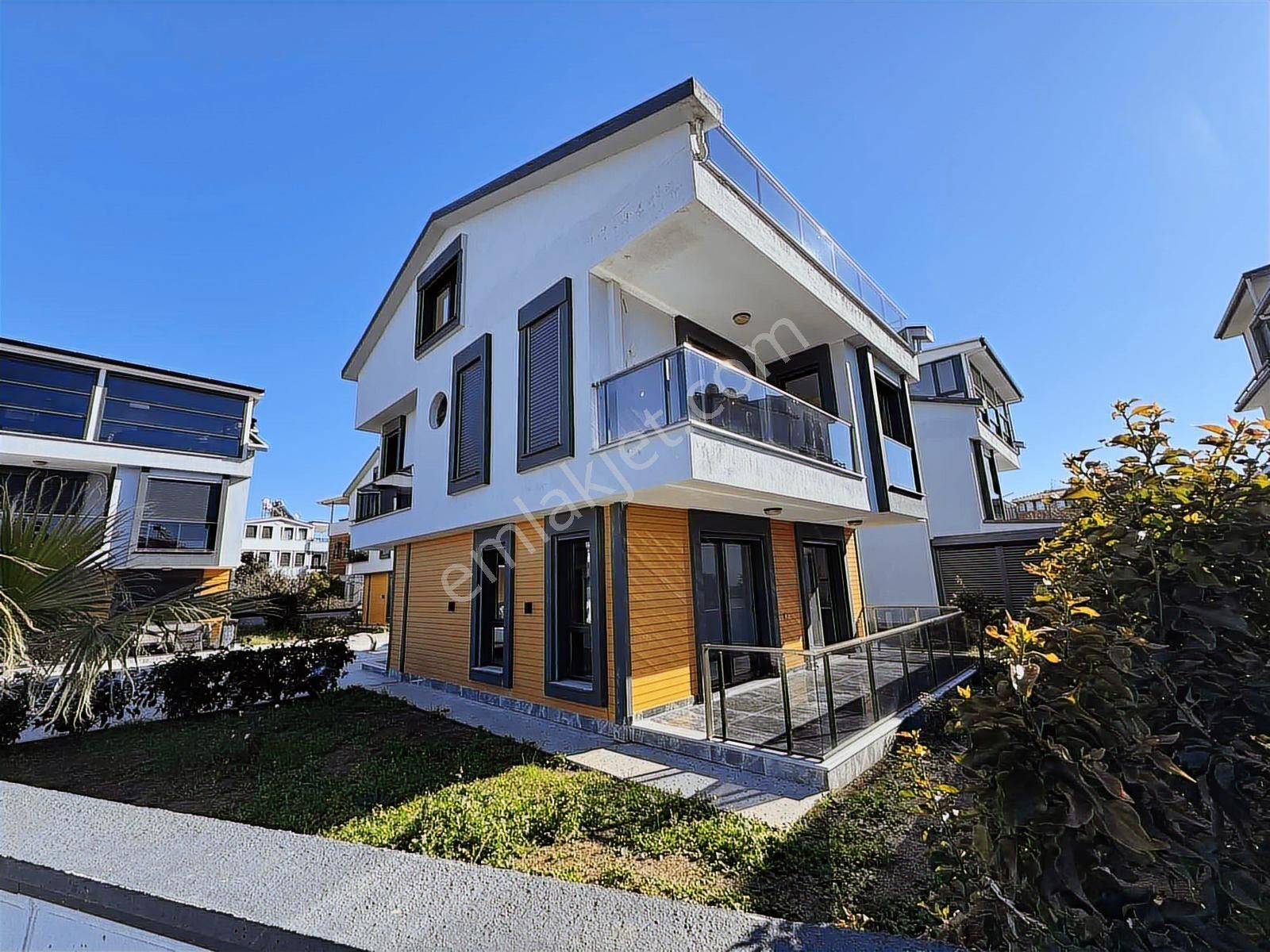 Kaçmaz Fiyata Kalan Son Müstakil 4+1 Havuzlu Villa - Görsel 11