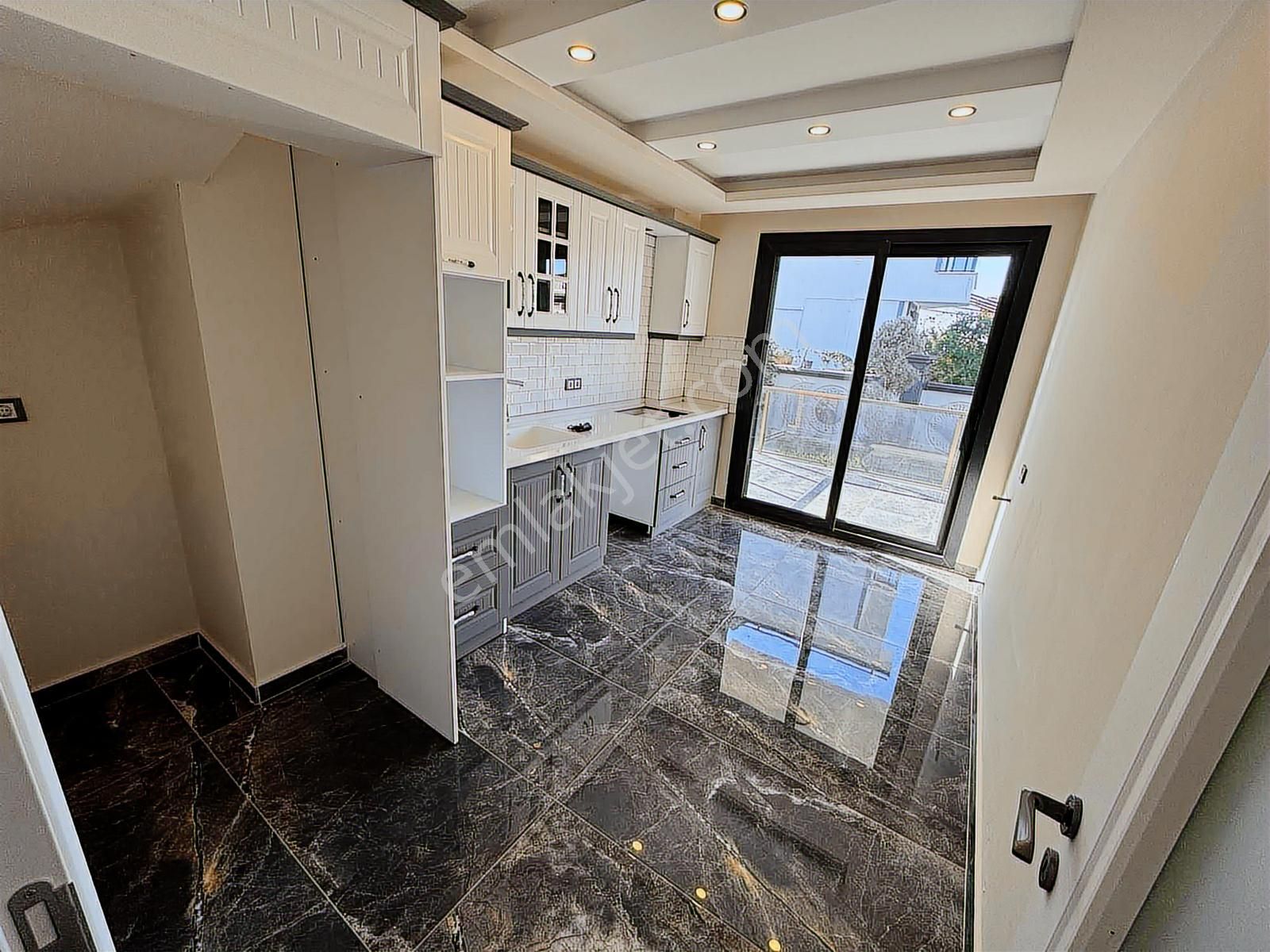 Kaçmaz Fiyata Kalan Son Müstakil 4+1 Havuzlu Villa - Görsel 18