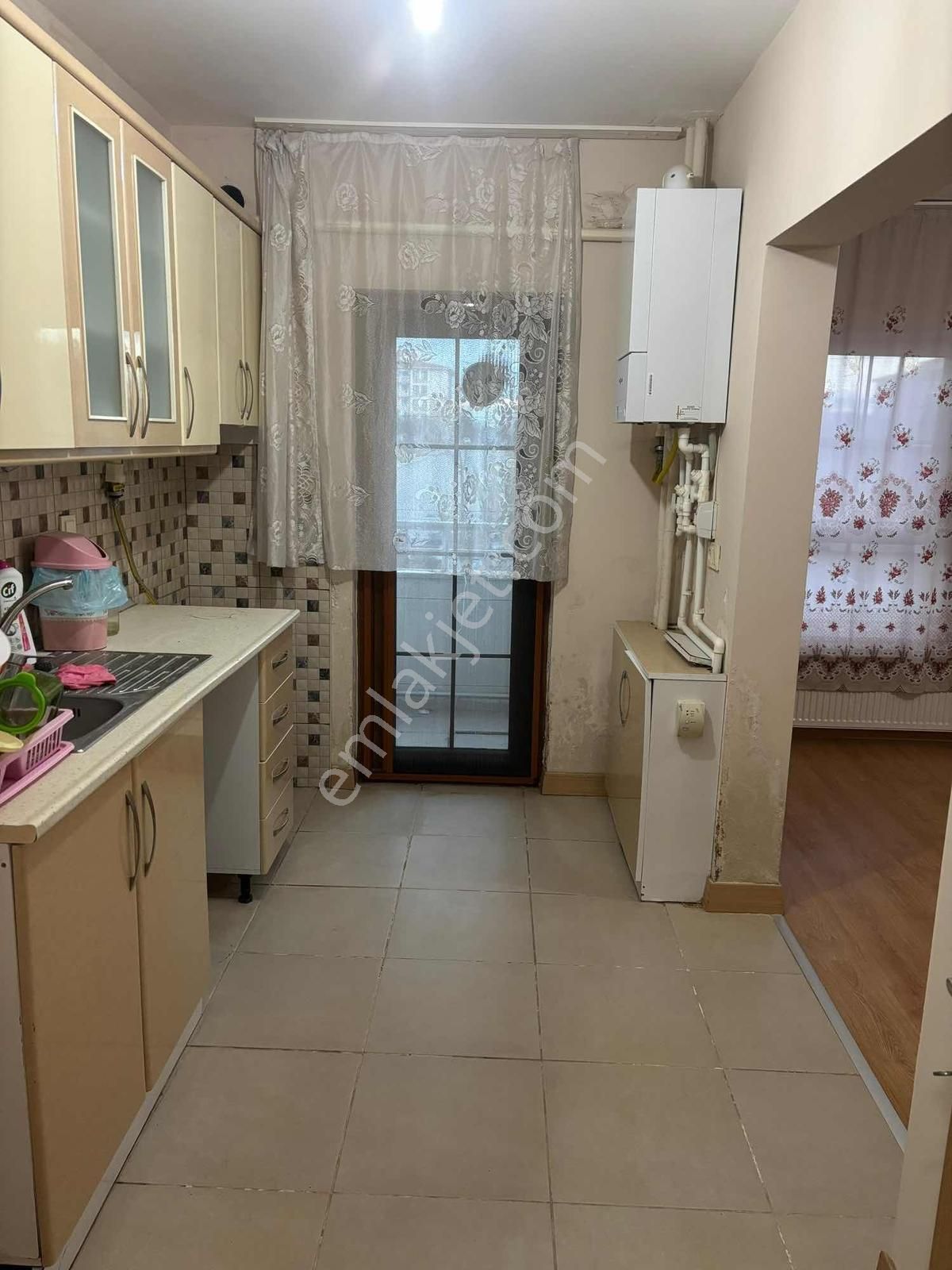 Ravza Emlaktan Şuhut Tokide 2+1 Sarılık Daire - Görsel 9