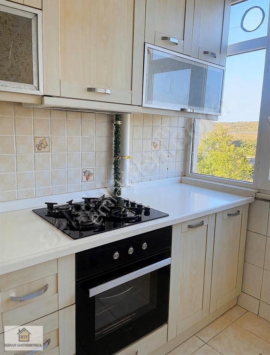 Başakşehir 4.etap Vadipark Ta Kiralık Tadilatlı Arakat 2+1 - Görsel 3