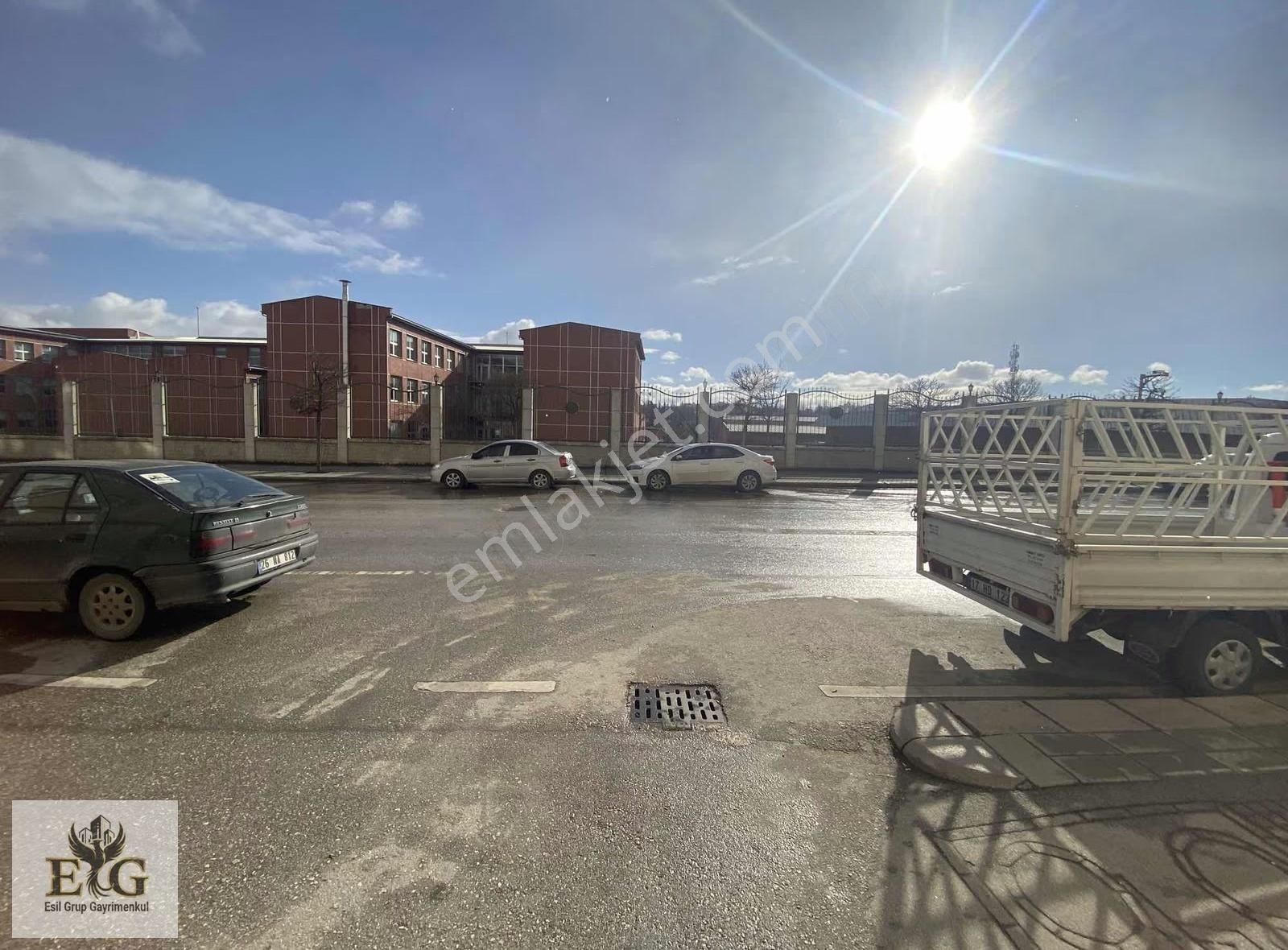 Esil Grup'tan Üniversite Dibi Eşyalı 1+1 Kiralık Daire - Görsel 2