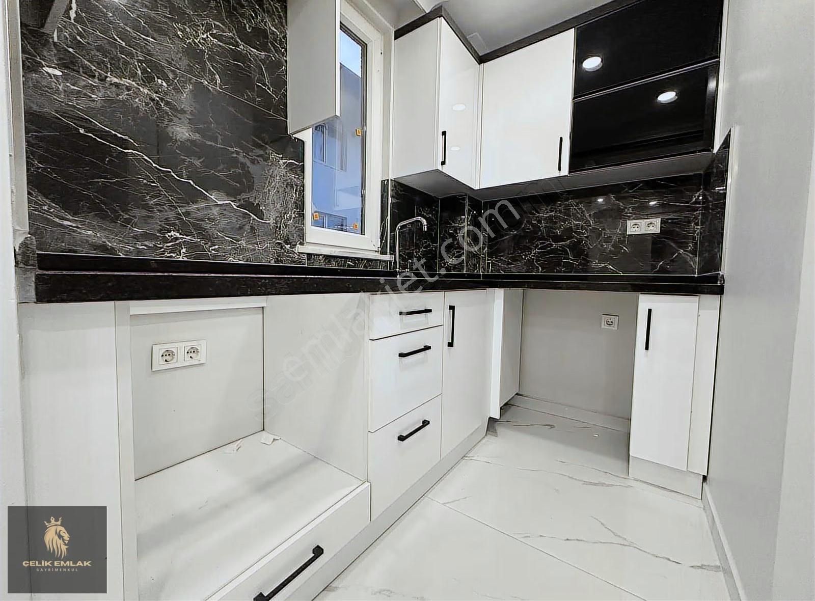 Altınşehir Metroya 2 Dk Mesafede Sıfır Ara Kat Daire - Görsel 12