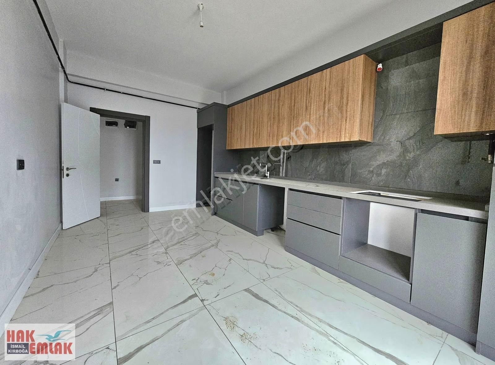 Hak Emlak'tan Koçyazı Mah.de Bahçeli Ve Satılık 3+1 Geniş Daire - Görsel 8