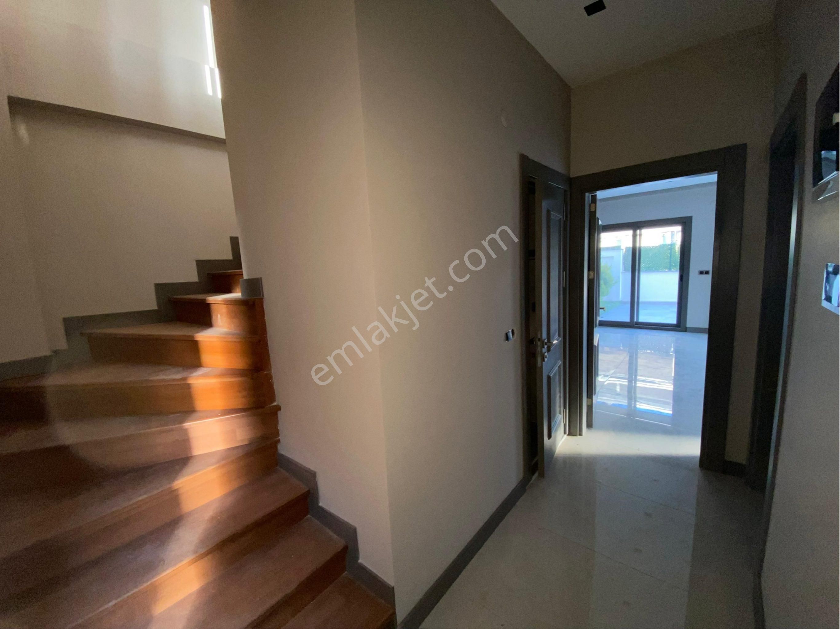 ⚡️tam Müstakil 4+1 Villa Havuzlu & Bahçe Kullanımlı⚡️ - Görsel 13