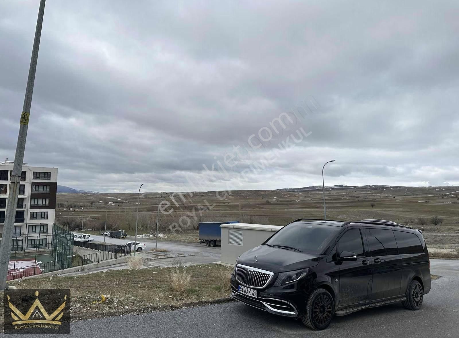 1453'de Cam Balkonlu Depolu 4. Kat Satılık 3+1 Daire - Görsel 5