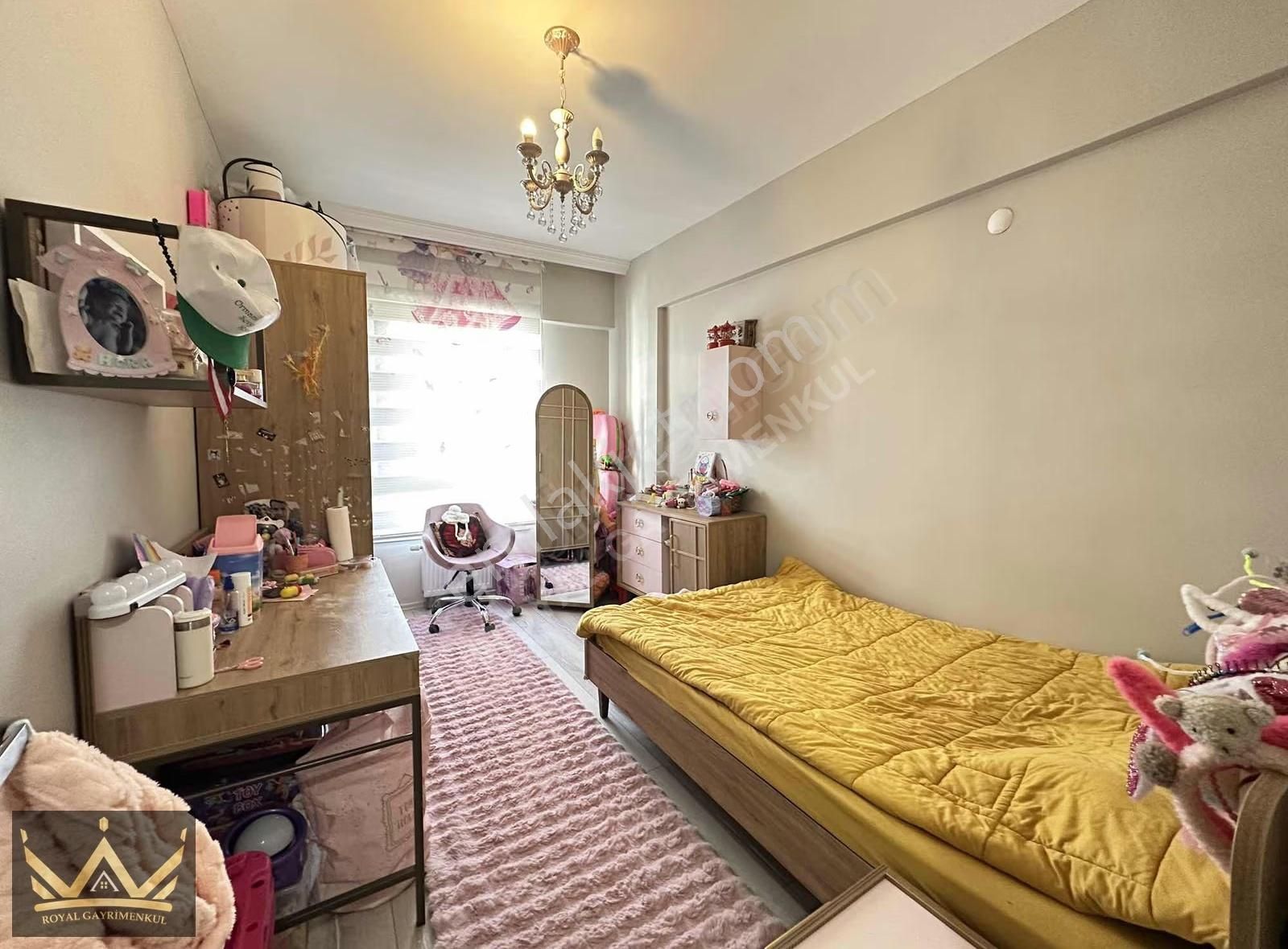 1453'de Cam Balkonlu Depolu 4. Kat Satılık 3+1 Daire - Görsel 7