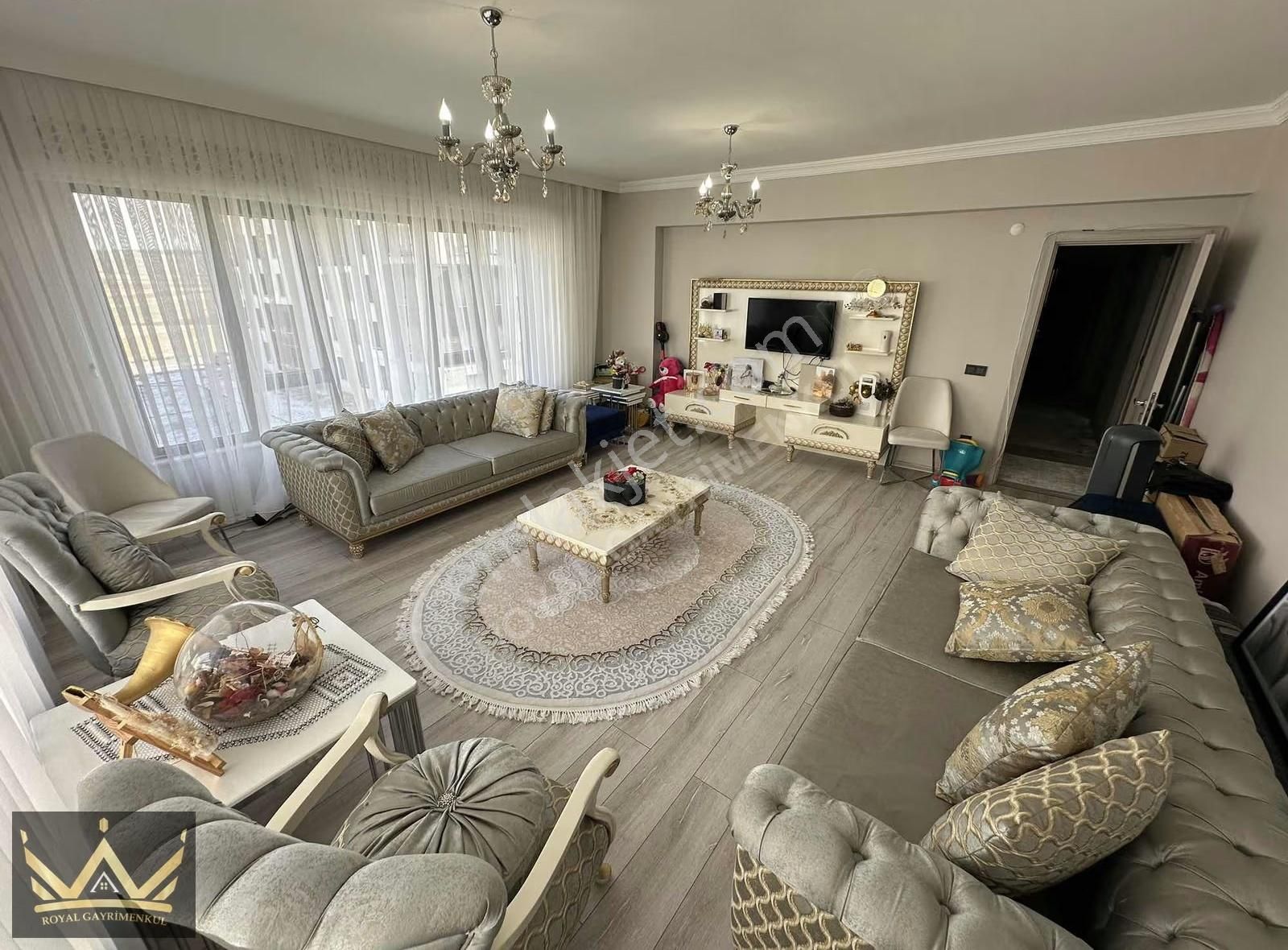 1453'de Cam Balkonlu Depolu 4. Kat Satılık 3+1 Daire - Görsel 2