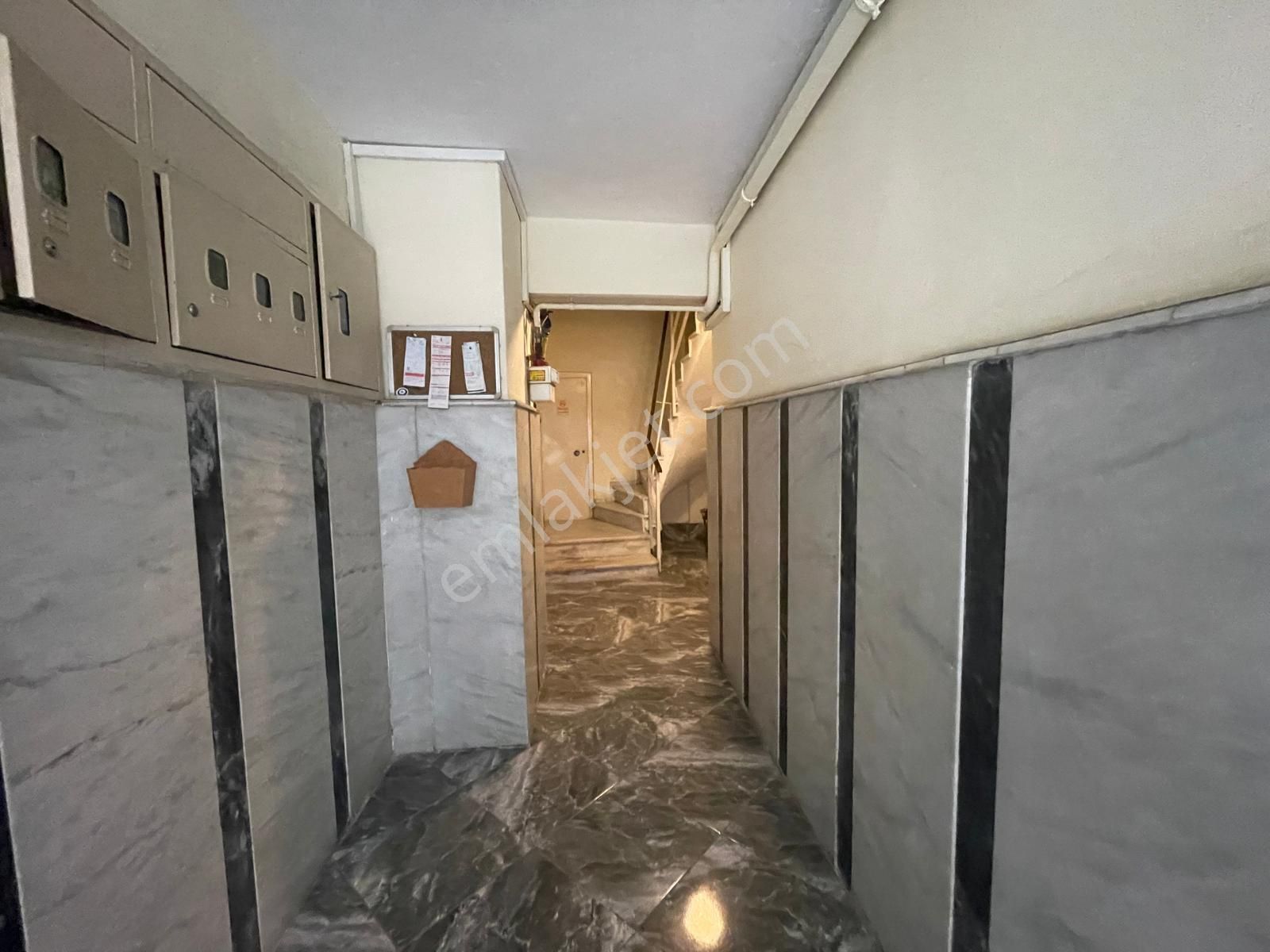 Karşıyaka Aksoy'da Satılık 4+1 Bahçe Dubleksi - Görsel 3