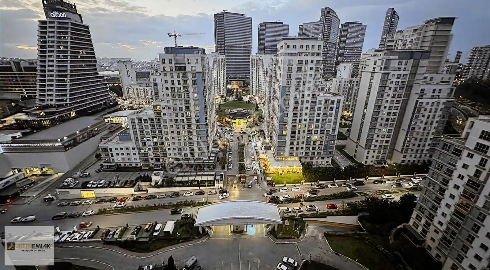 Bahçeşehir Akkoza Defne Sitesinde Boşş Satılık 3+1 Daire