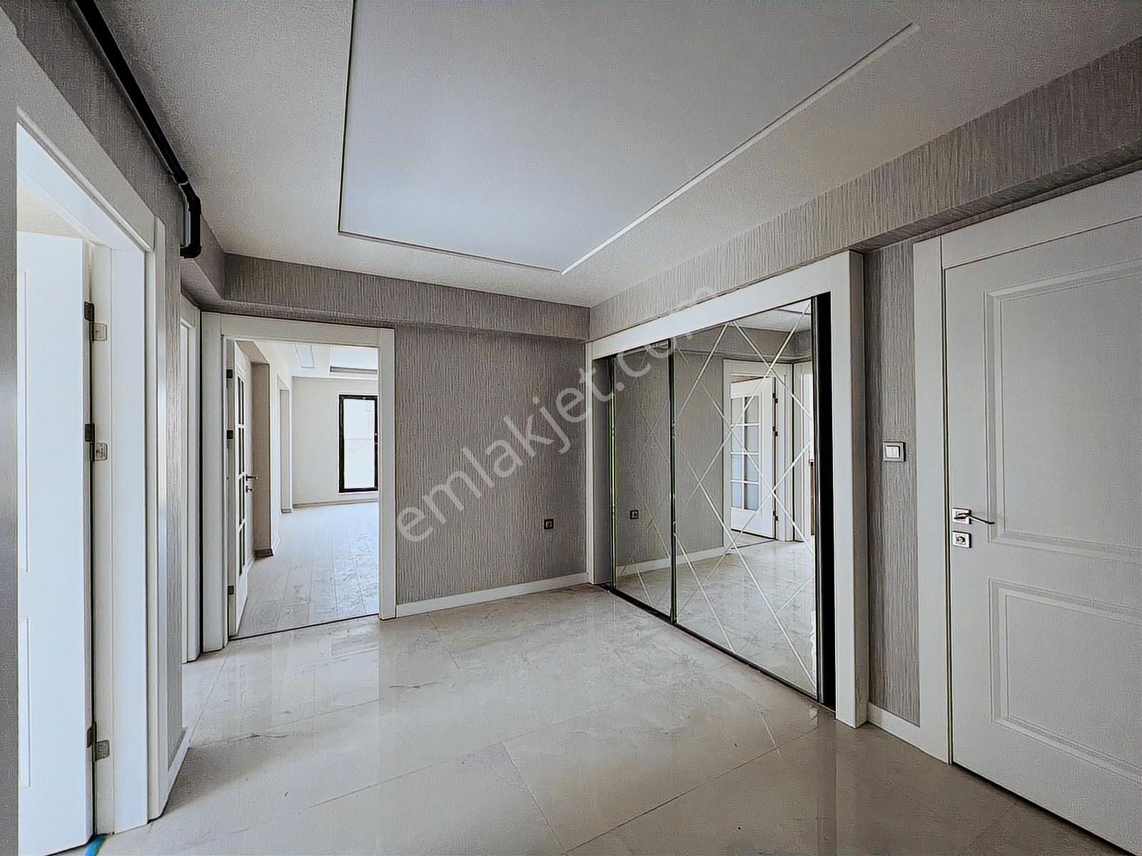 İmir Emlak Ofisinden Hastane Yanı 4+1 180m2 5.kat Site Dairesi - Görsel 31