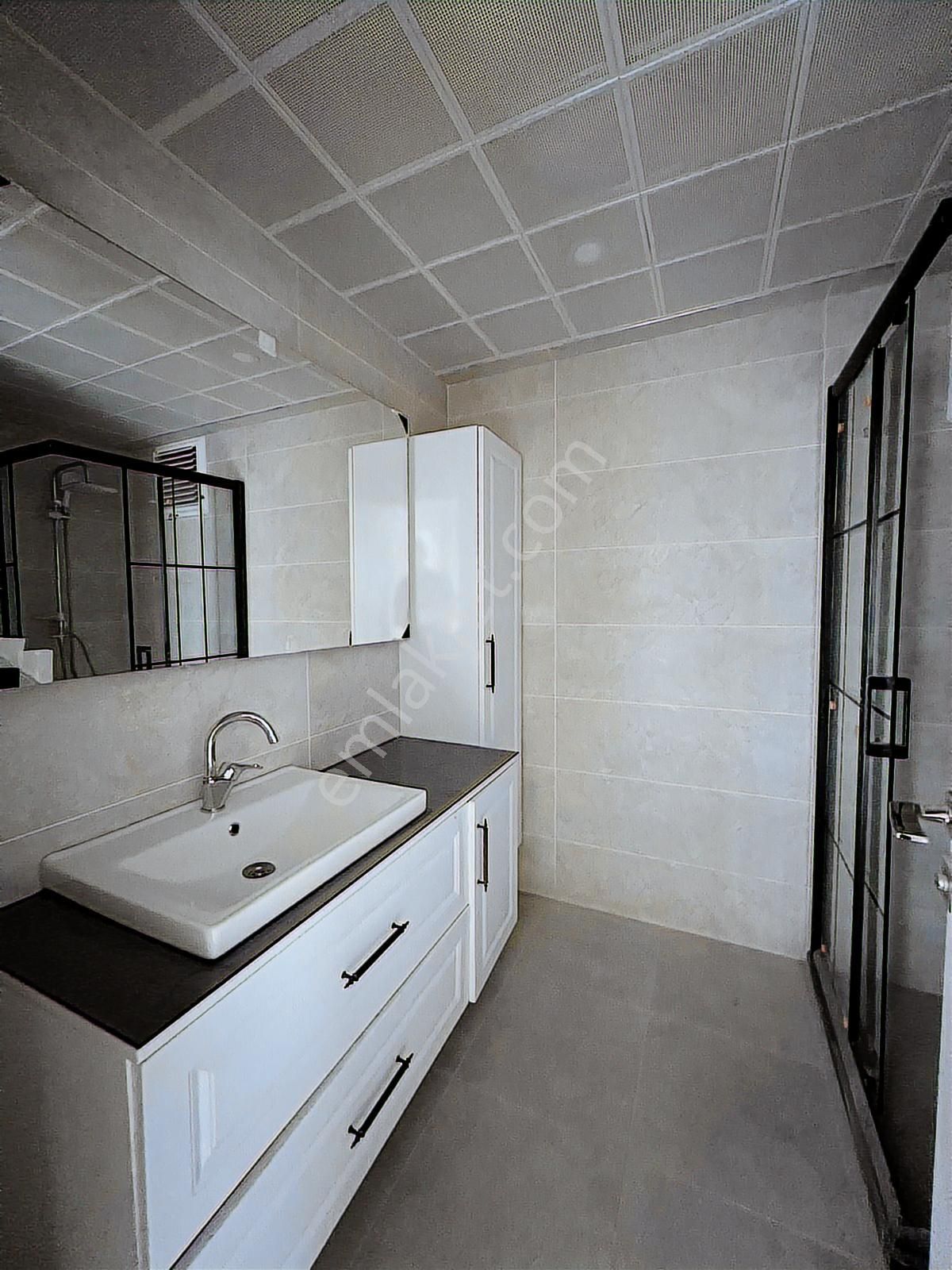 İmir Emlak Ofisinden Hastane Yanı 4+1 180m2 5.kat Site Dairesi - Görsel 21