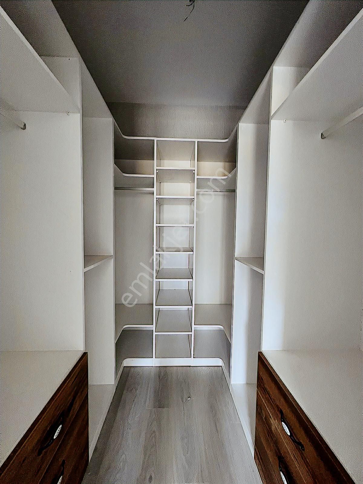 İmir Emlak Ofisinden Hastane Yanı 4+1 180m2 5.kat Site Dairesi - Görsel 19